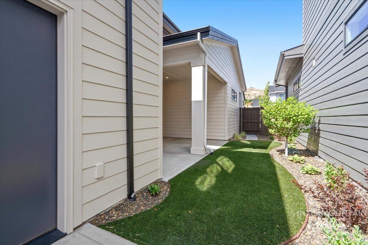 11741 N Rabbitbrush Way Property Photo 43