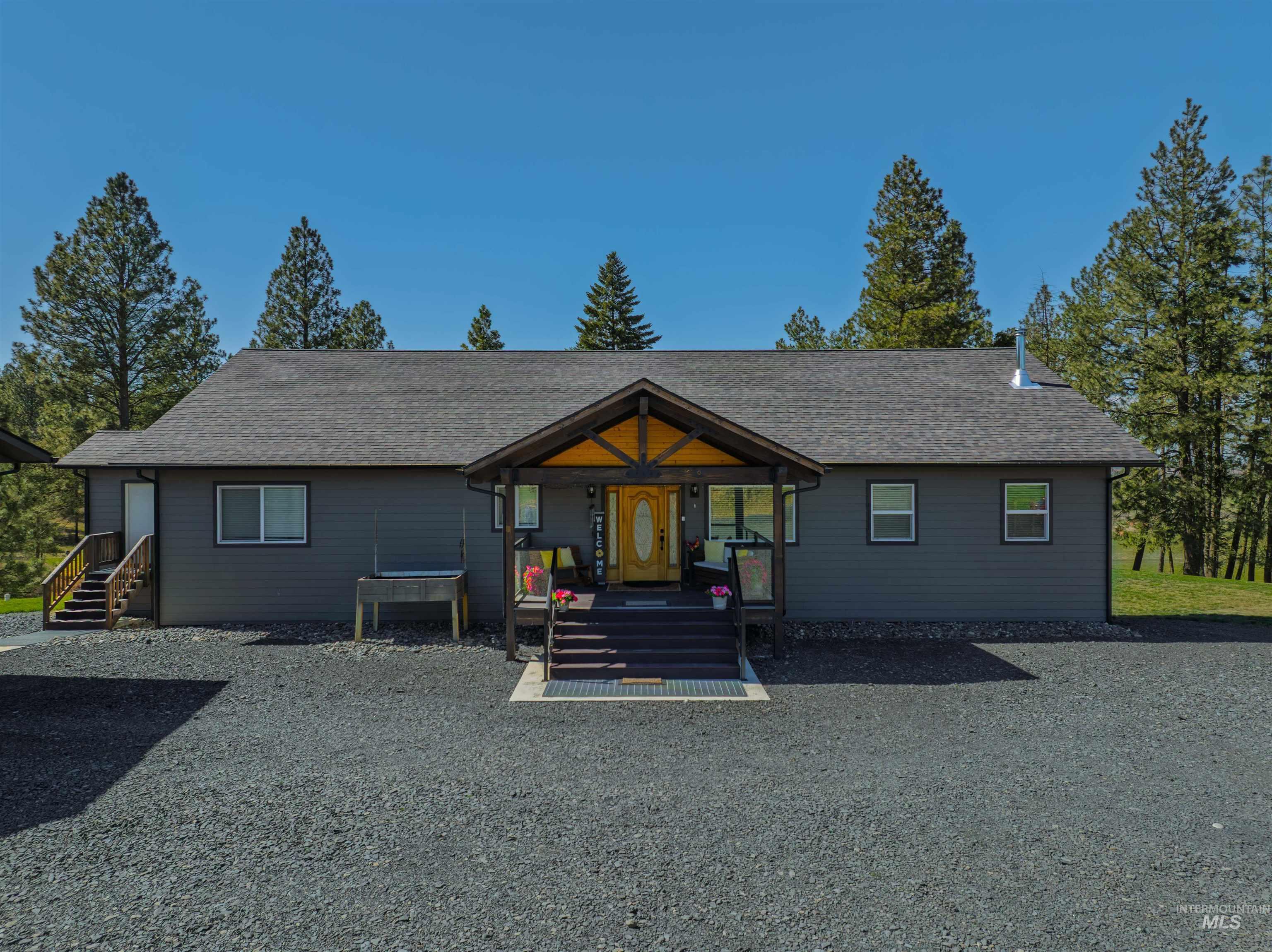1057 Nicholson Rd Property Photo 4