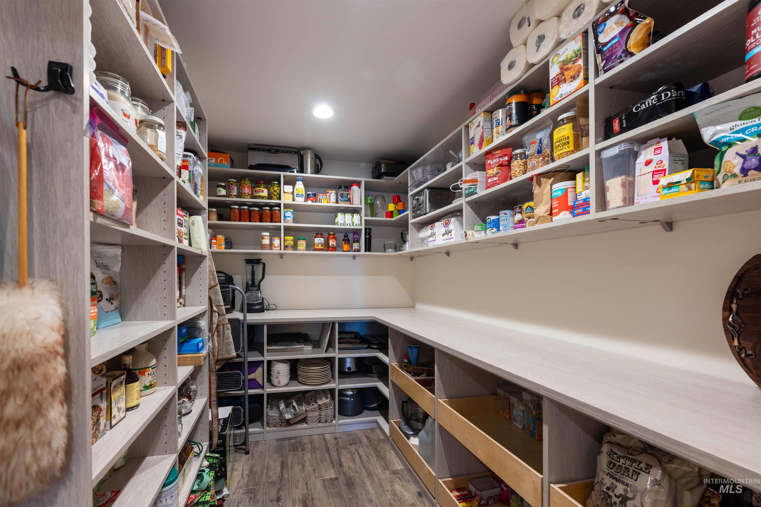 1057 Nicholson Rd Property Photo 14