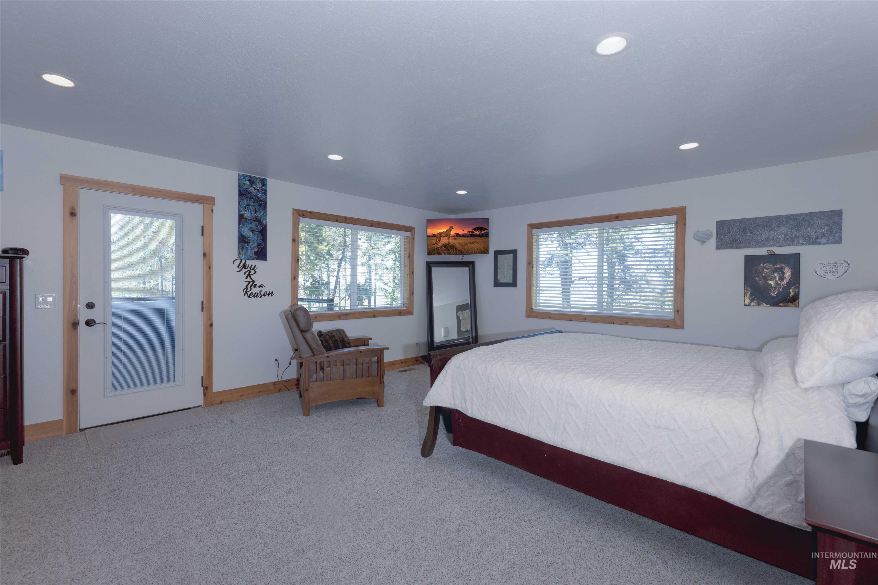 1057 Nicholson Rd Property Photo 26