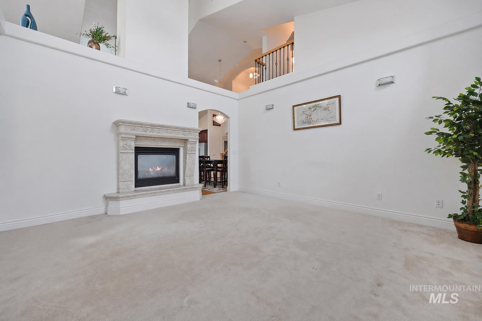 1446 Riverbend Pl Property Photo 5
