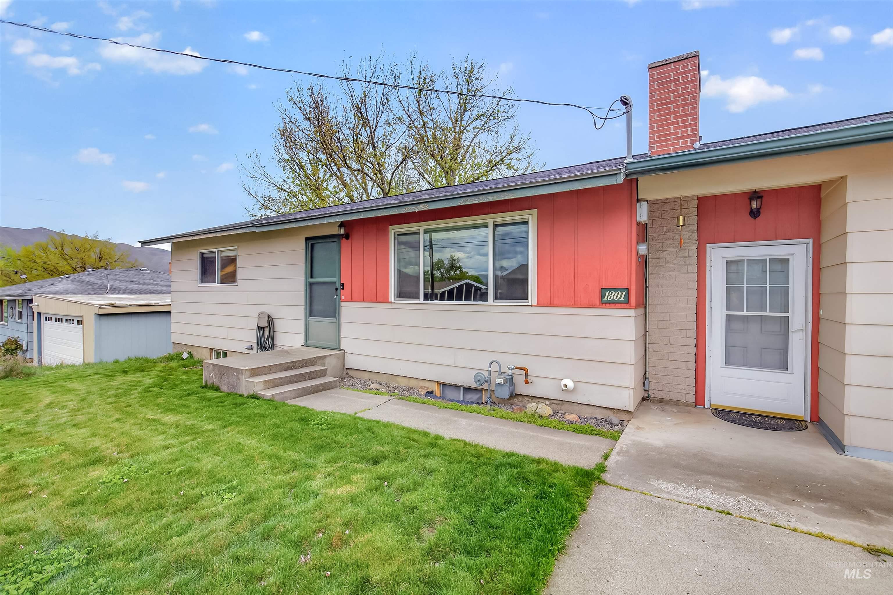 1301 Boston Street Property Photo 5