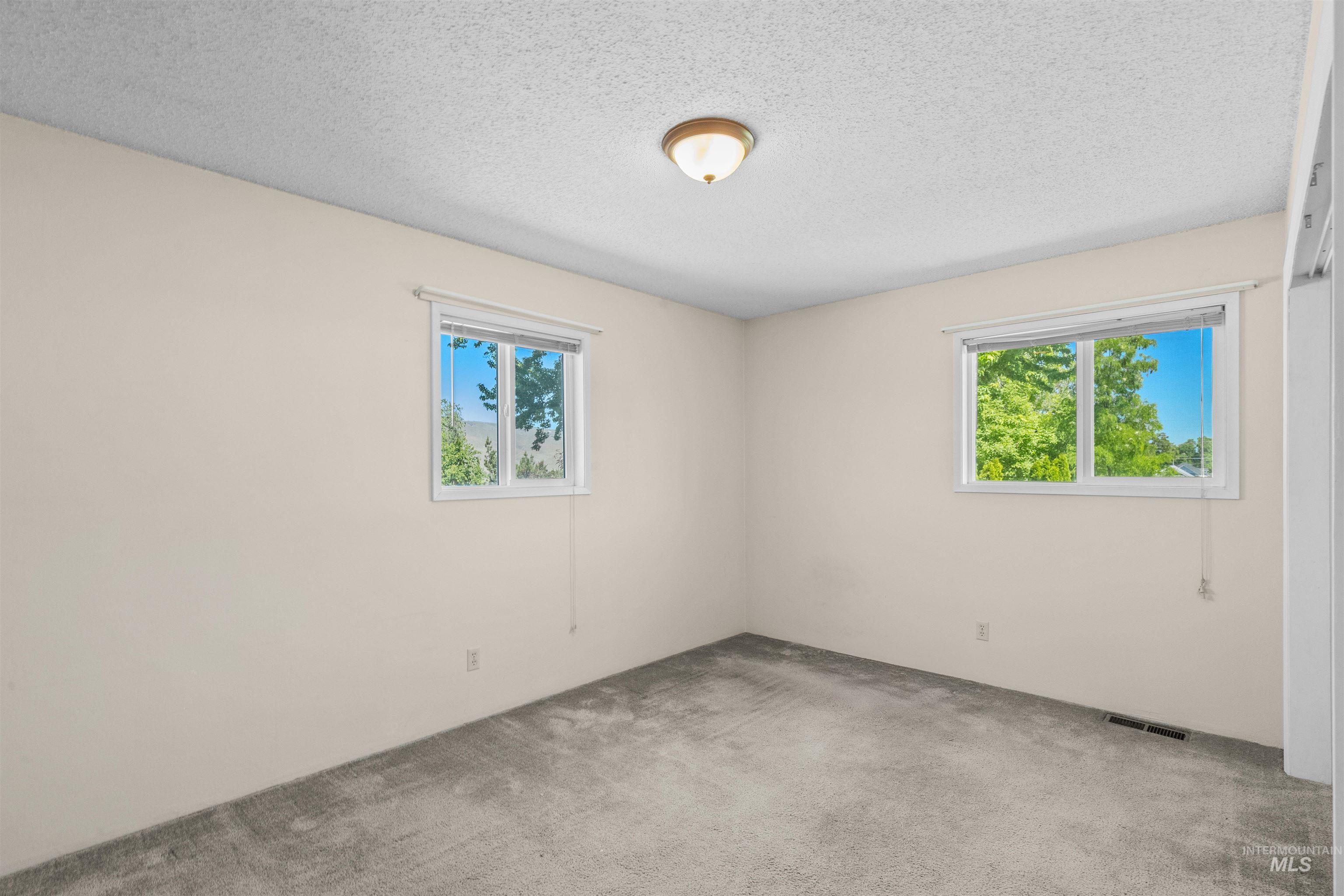 1301 Boston Street Property Photo 13