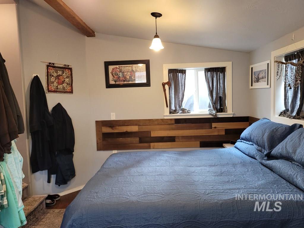 12 D Street Property Photo 17