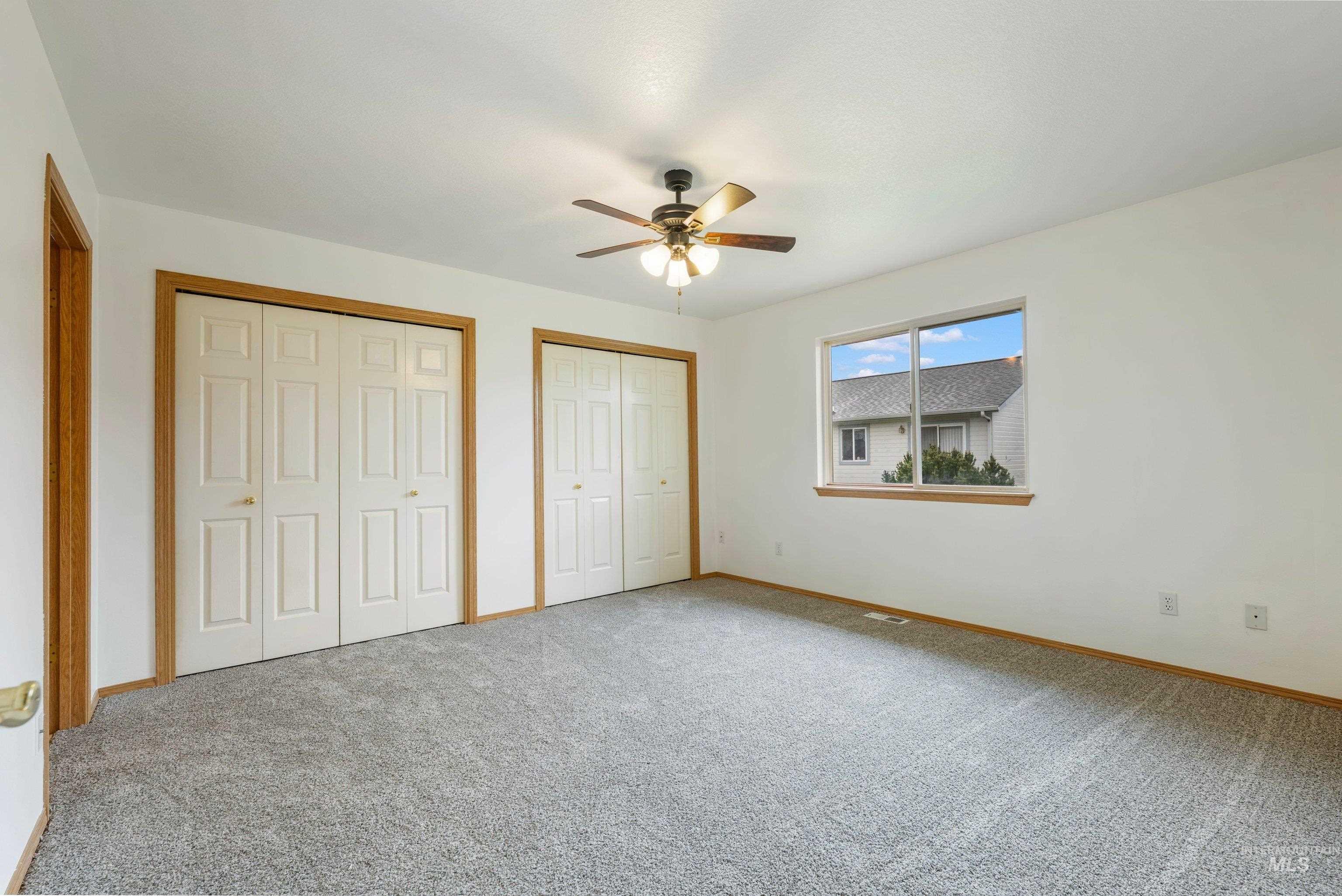 819 N Bristol Street Property Photo 15