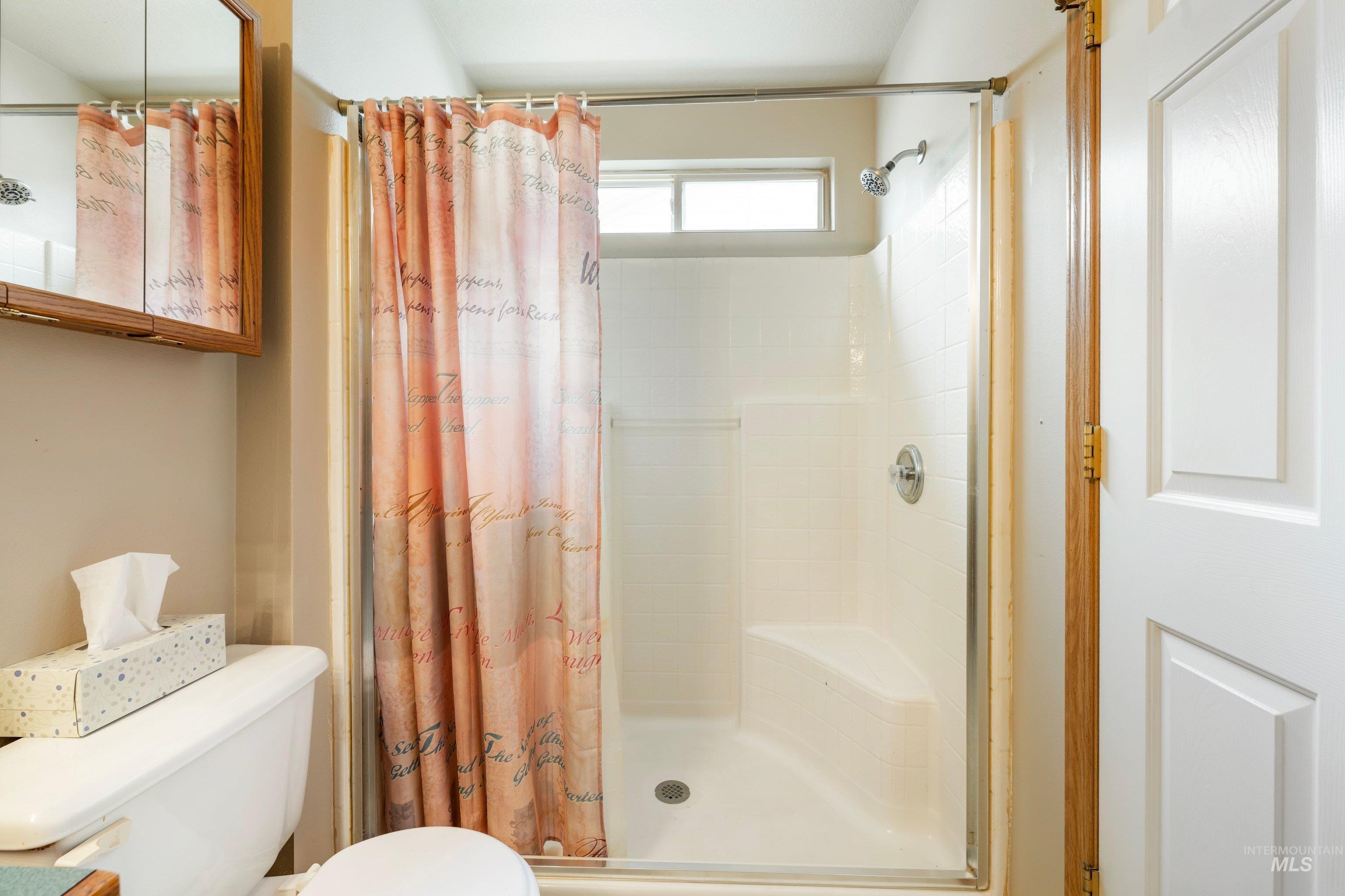 819 N Bristol Street Property Photo 18