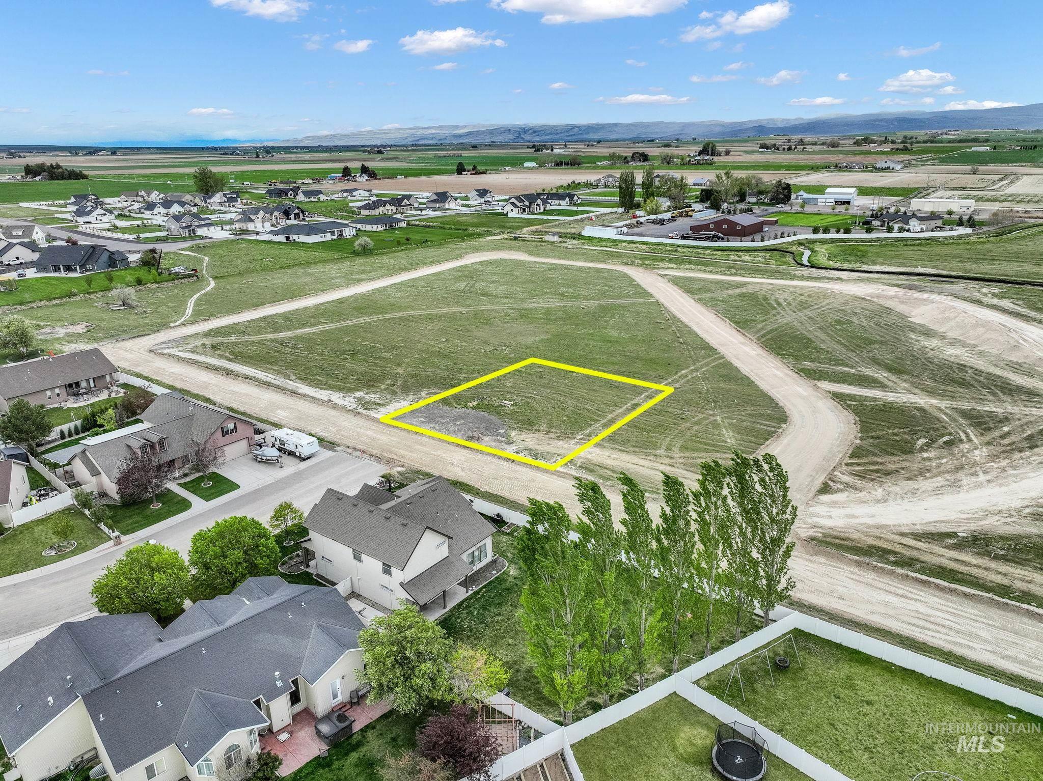 TBD LOT 2 BLOCK 2 Property Photo 1