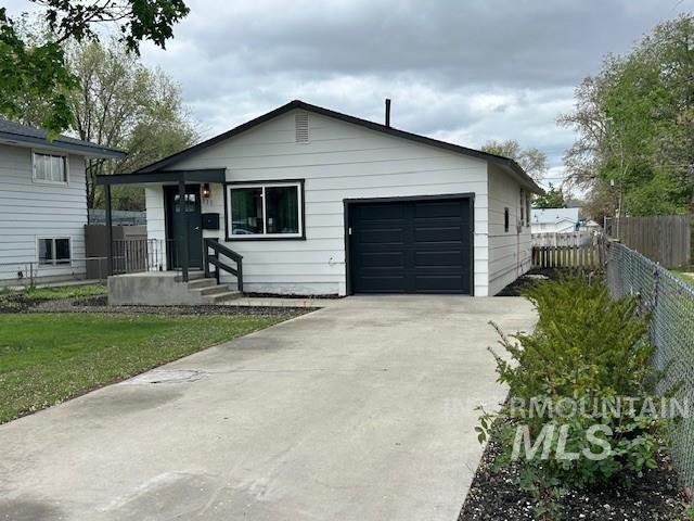 111 Diamond Property Photo 1