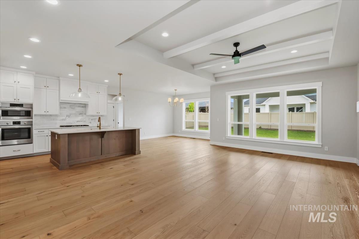 2125 E Padstow St. Property Photo 8