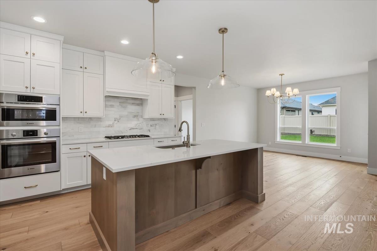 2125 E Padstow St. Property Photo 15
