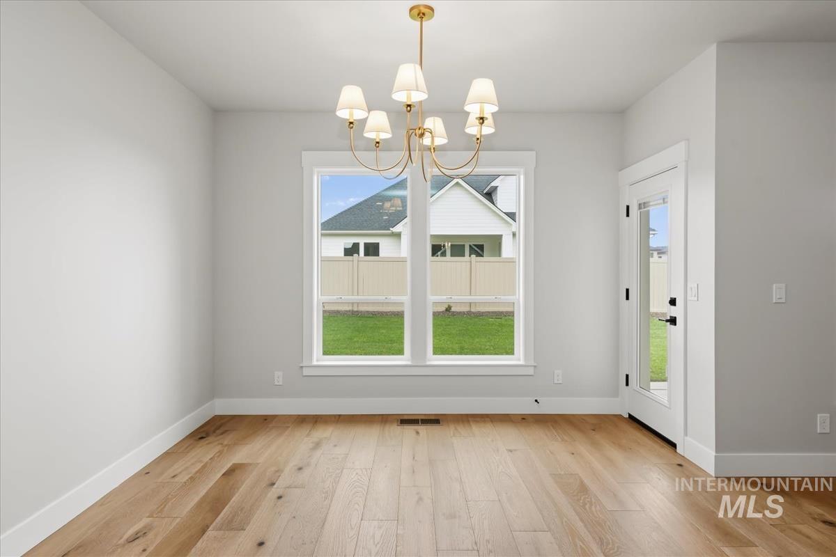 2125 E Padstow St. Property Photo 17
