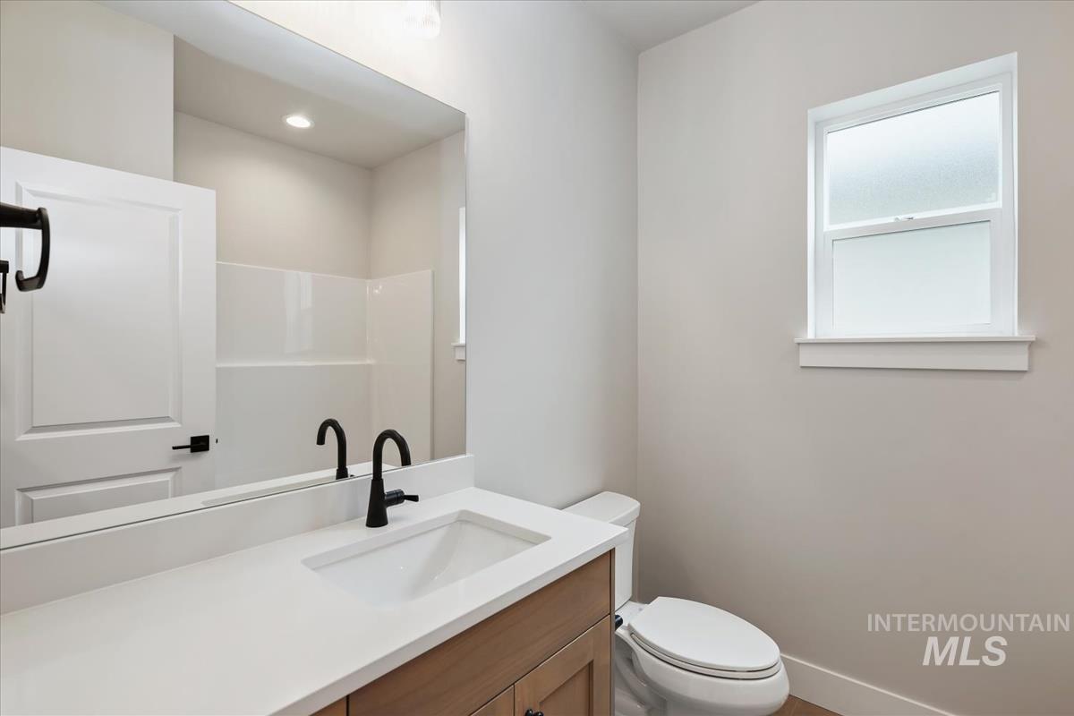 2125 E Padstow St. Property Photo 32