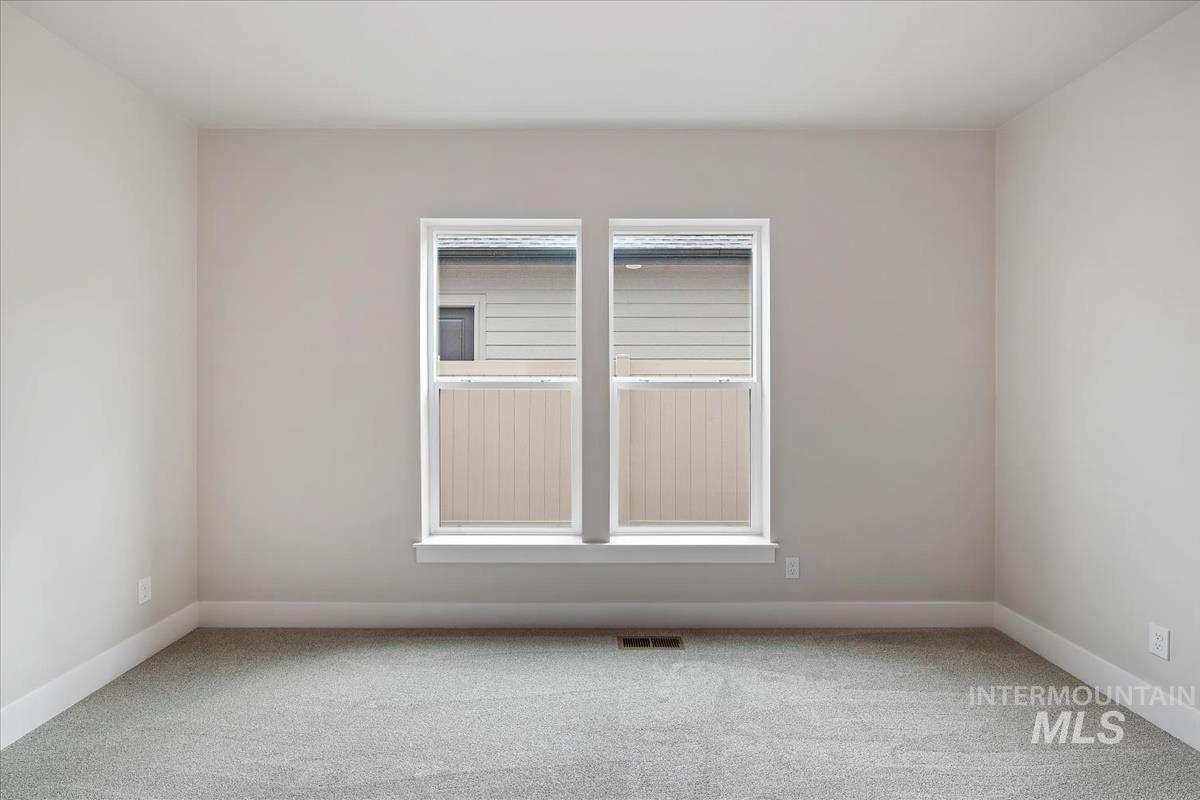 2125 E Padstow St. Property Photo 33