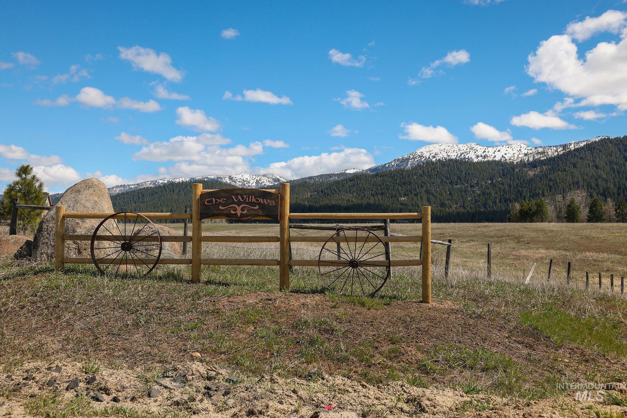 13739 Grouse Knoll
