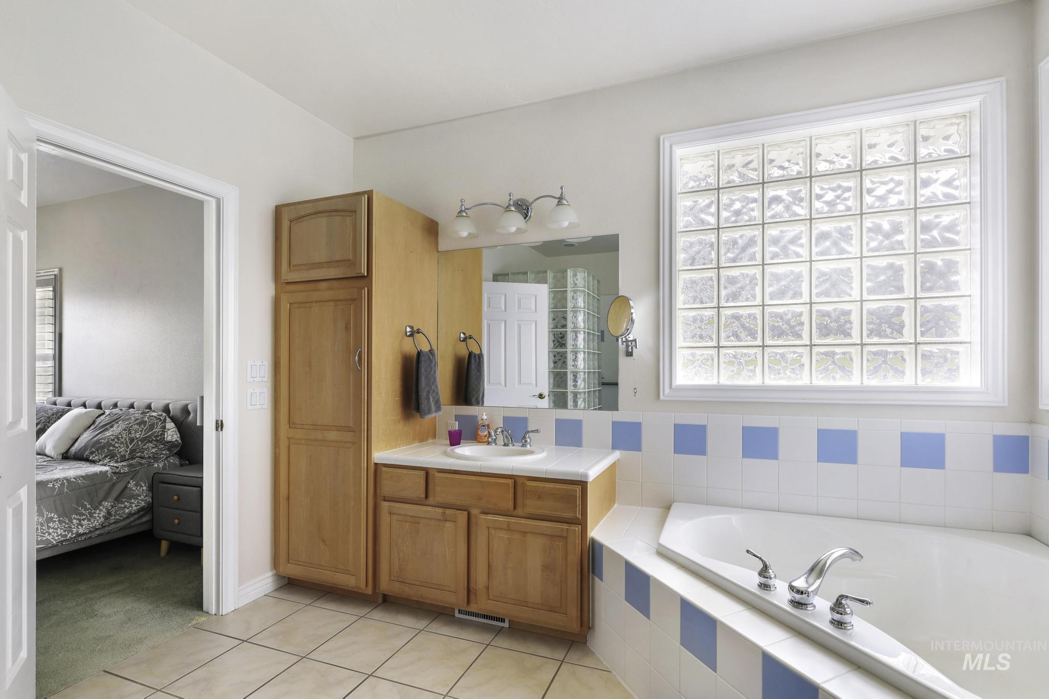 2506 E 3707 N Property Photo 21