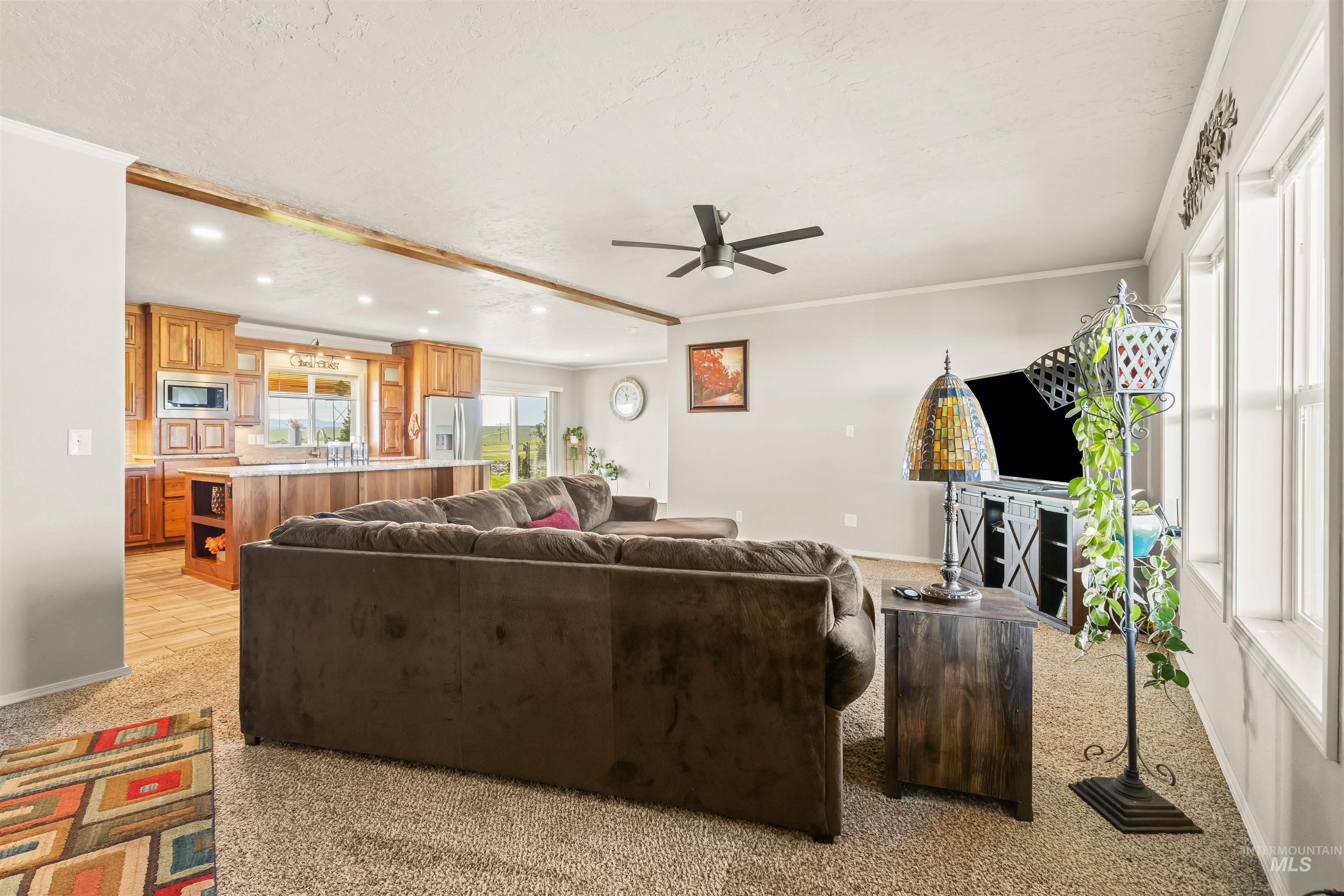 1555 Amity Lane Property Photo 13