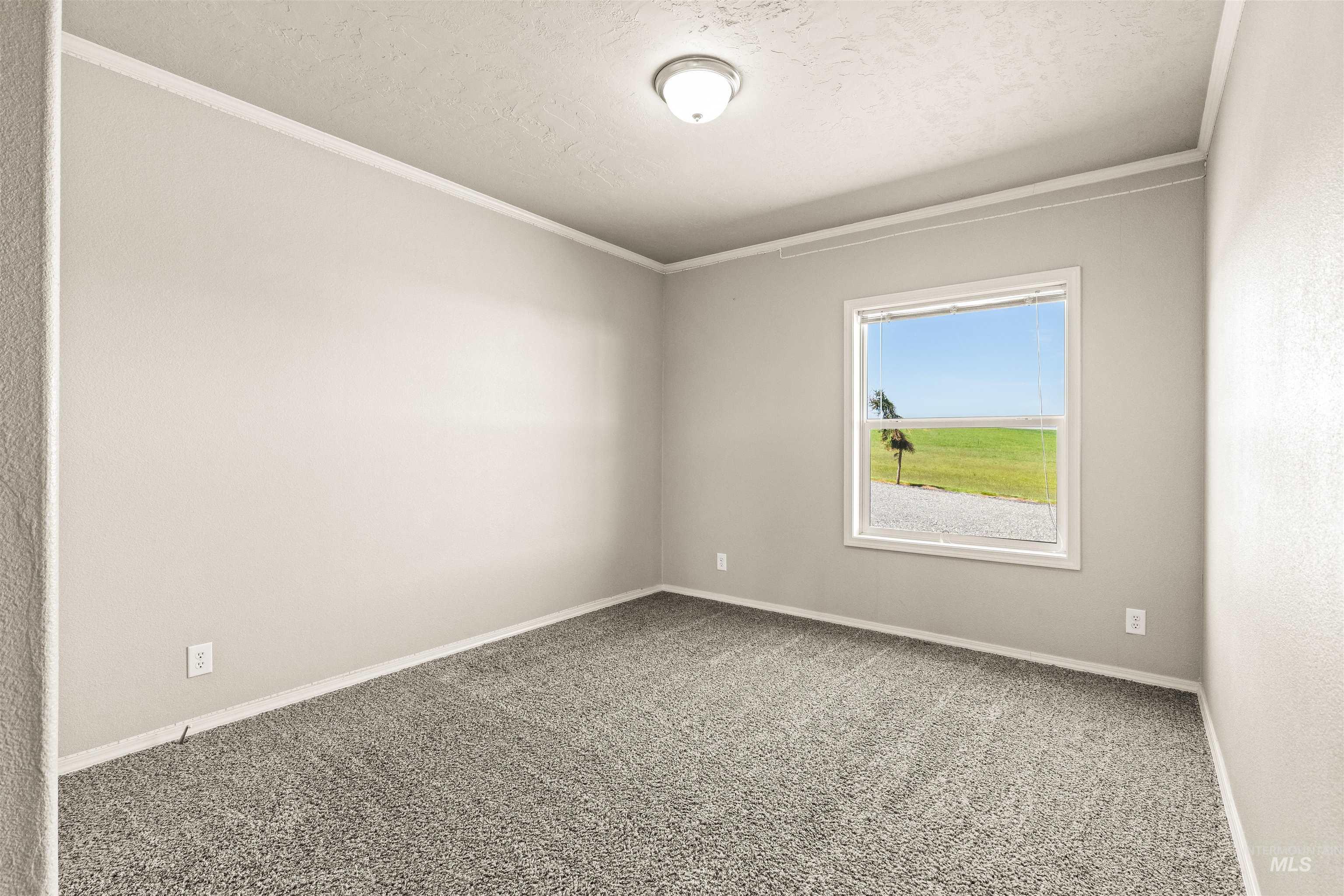 1555 Amity Lane Property Photo 33