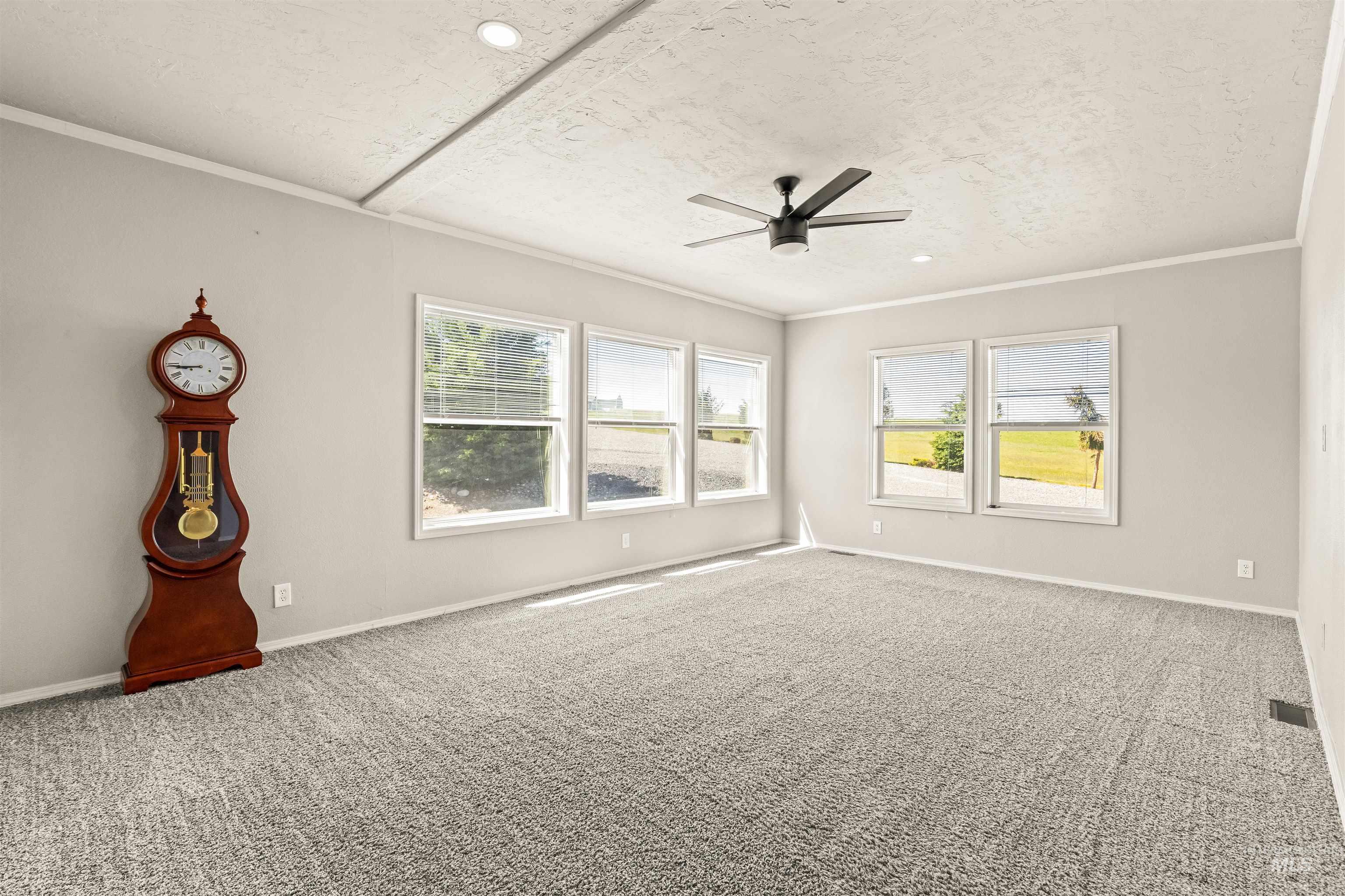 1555 Amity Lane Property Photo 37
