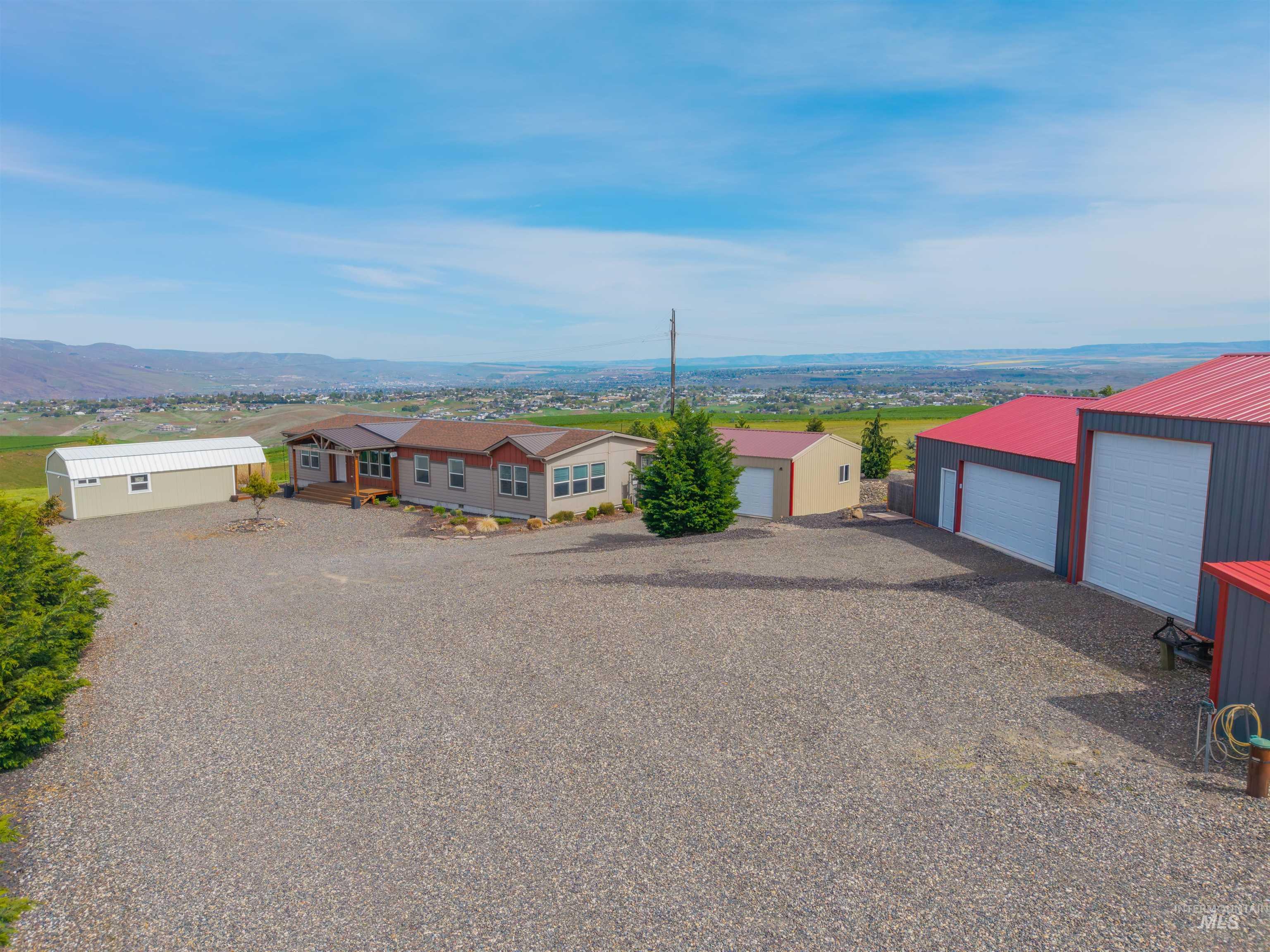 1555 Amity Lane Property Photo 43