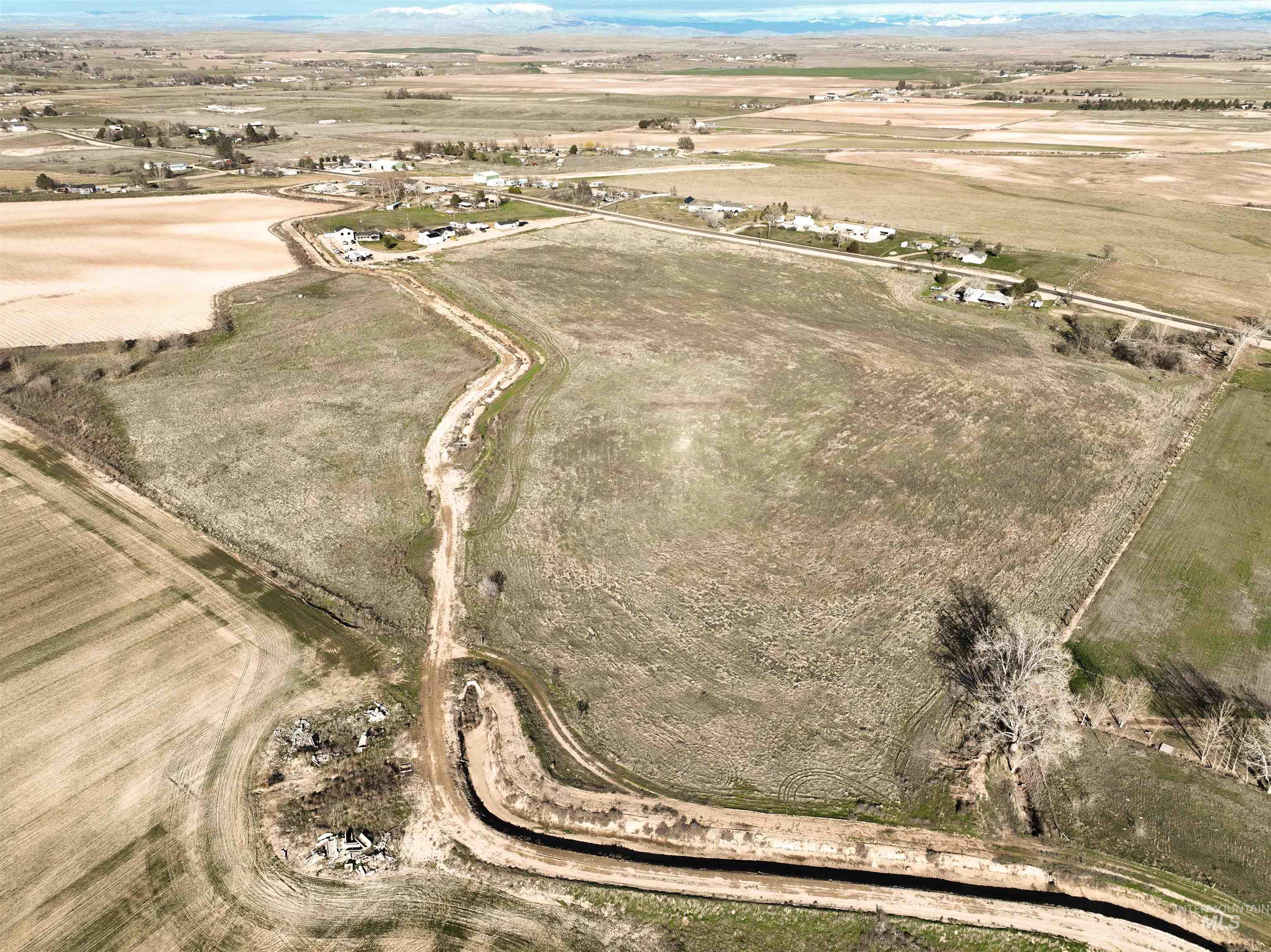28677 Farmway Property Photo 10