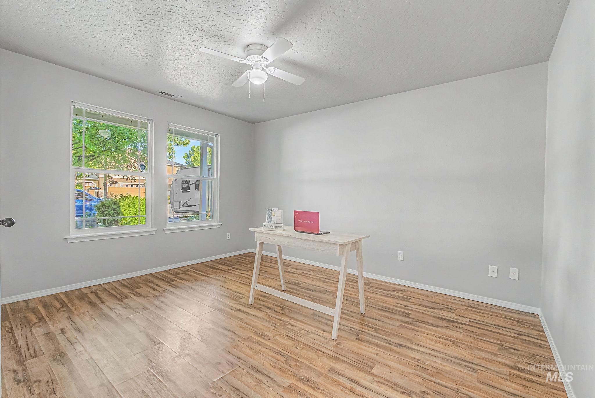 1103 N Cambrick Drive Property Photo 6