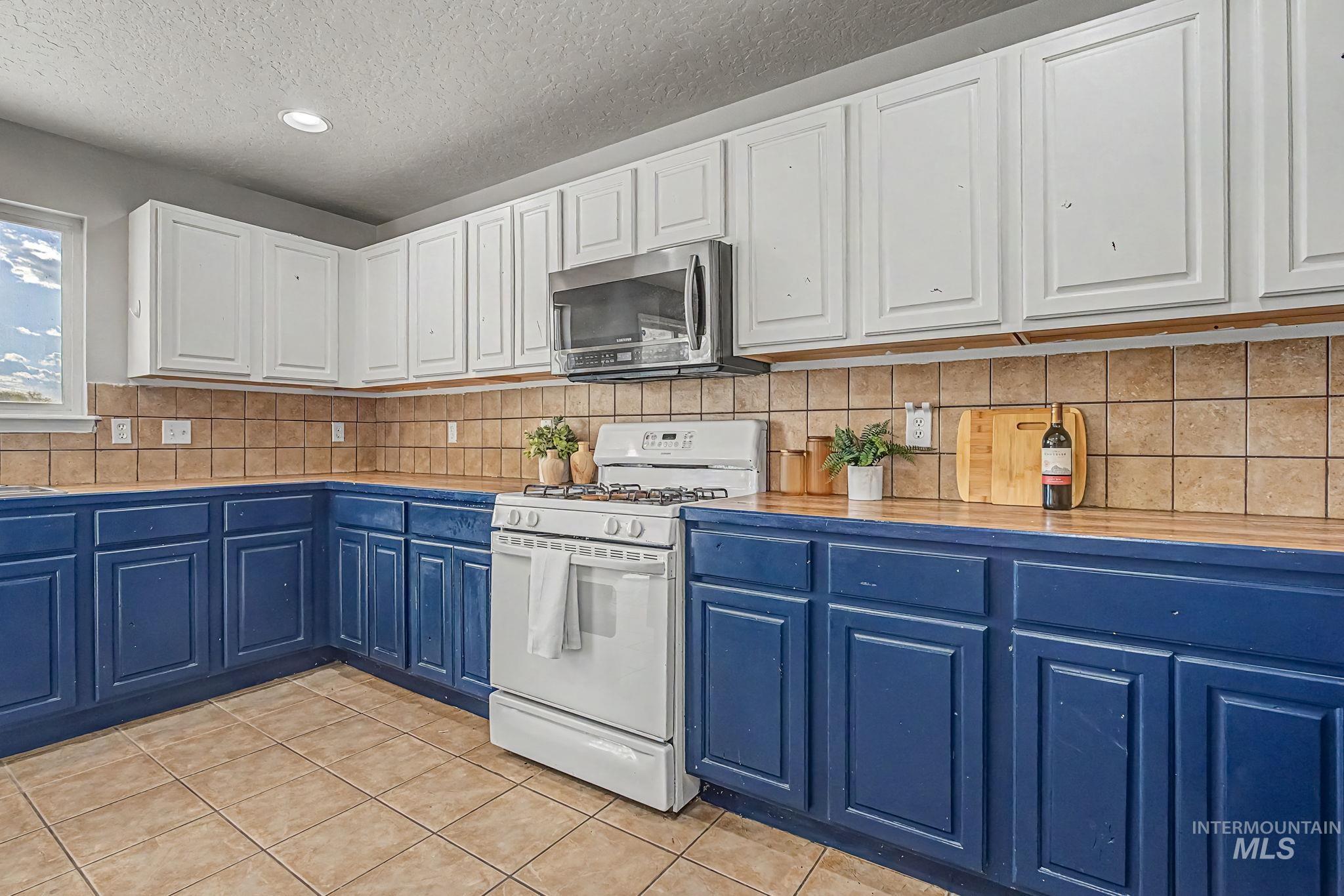 1103 N Cambrick Drive Property Photo 20