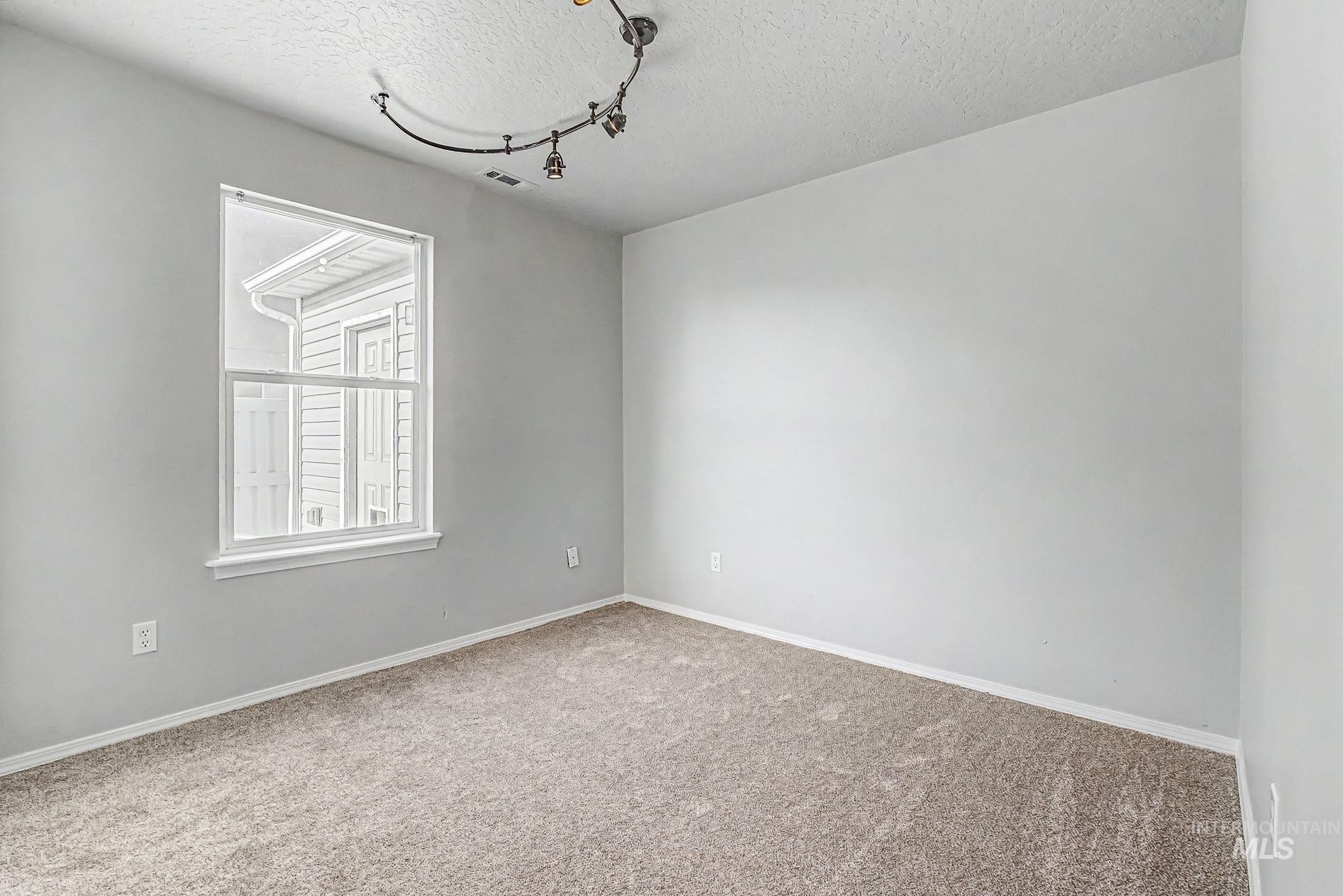 1103 N Cambrick Drive Property Photo 22