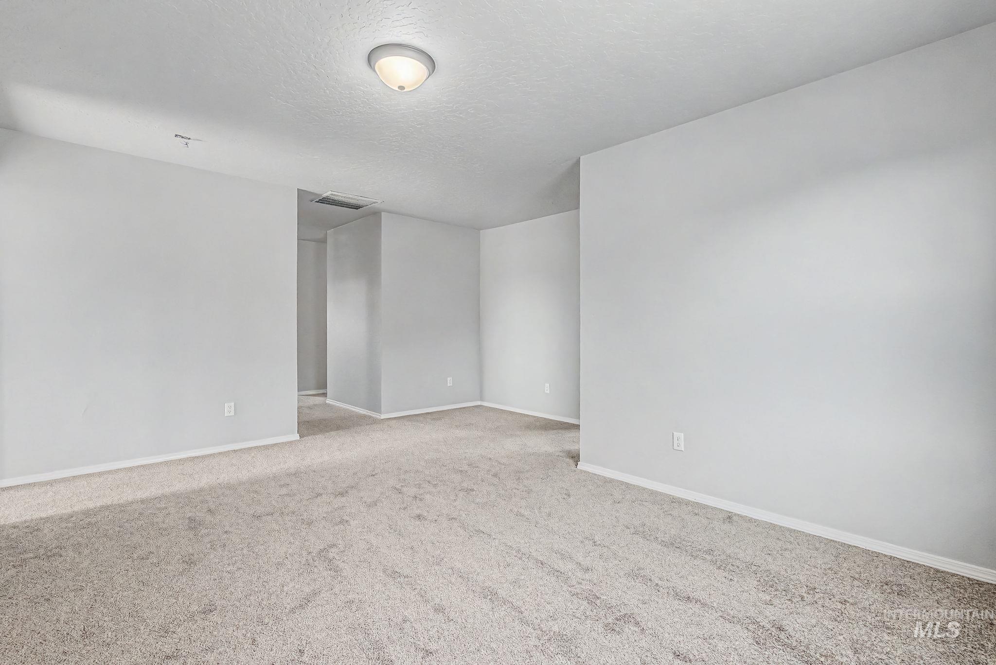 1103 N Cambrick Drive Property Photo 30