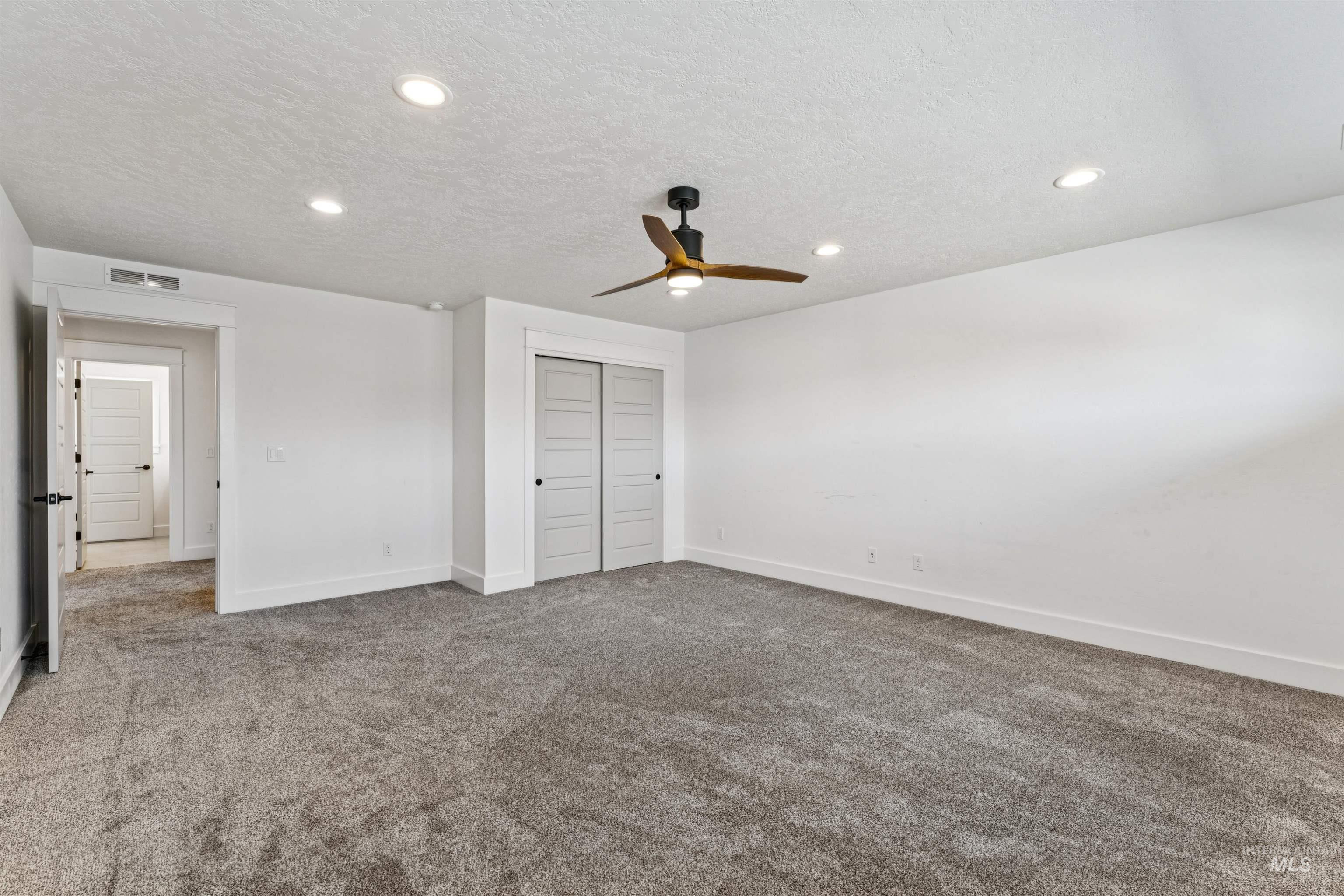 971 E Viedma St Property Photo 29