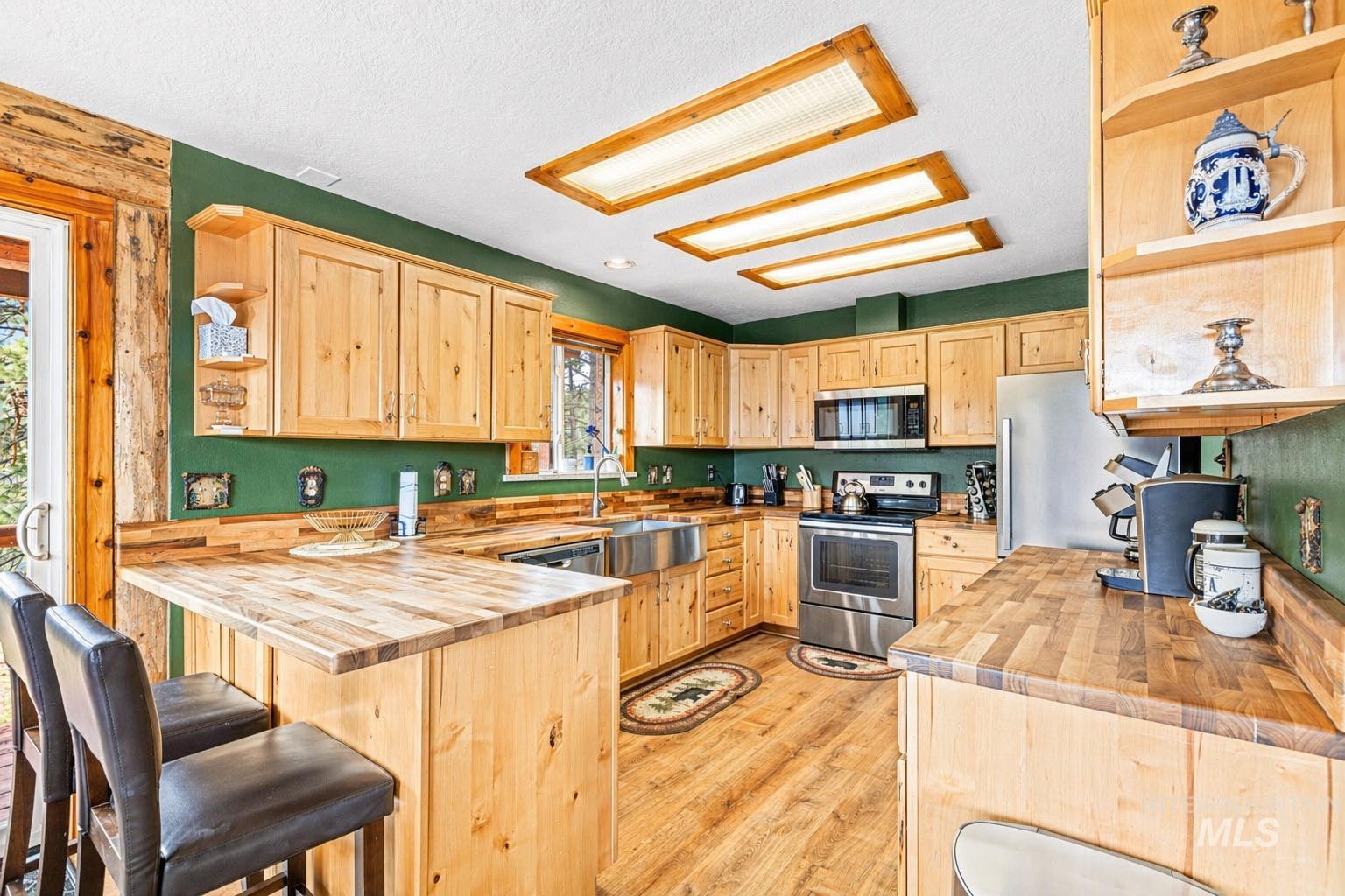 9 Conifer Circle Property Photo 6