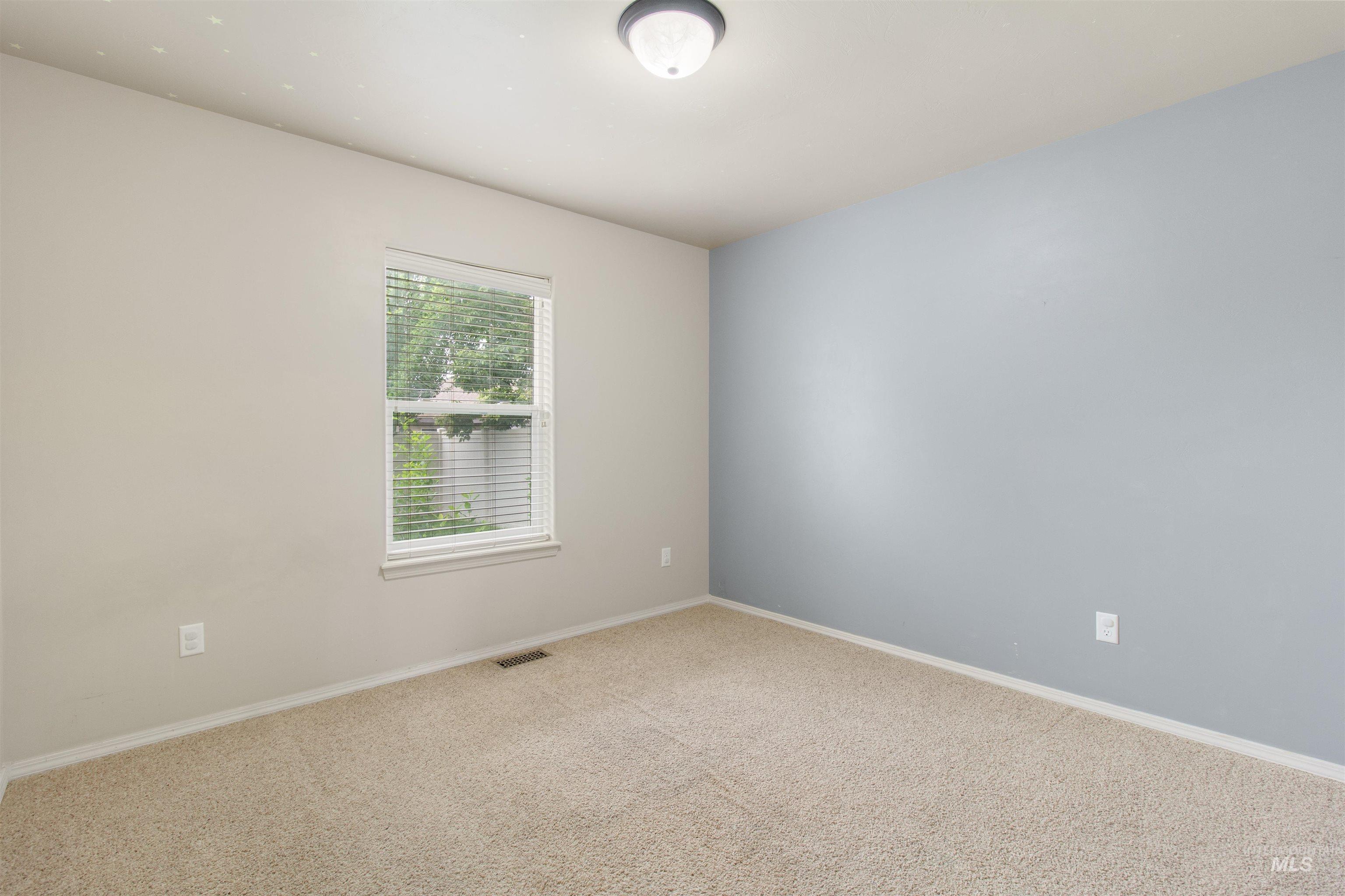 446 Noble St. Property Photo 25