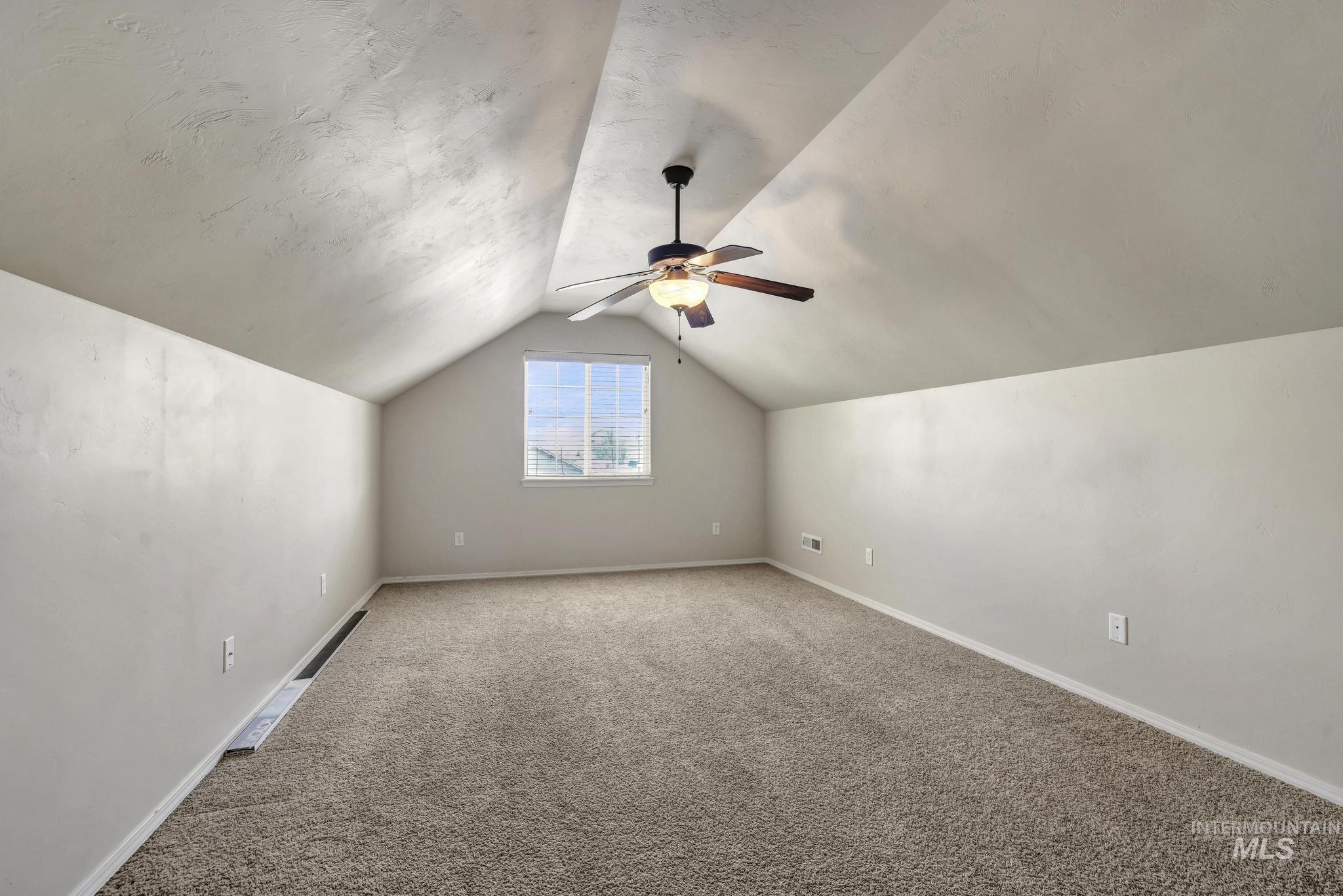 446 Noble St. Property Photo 31