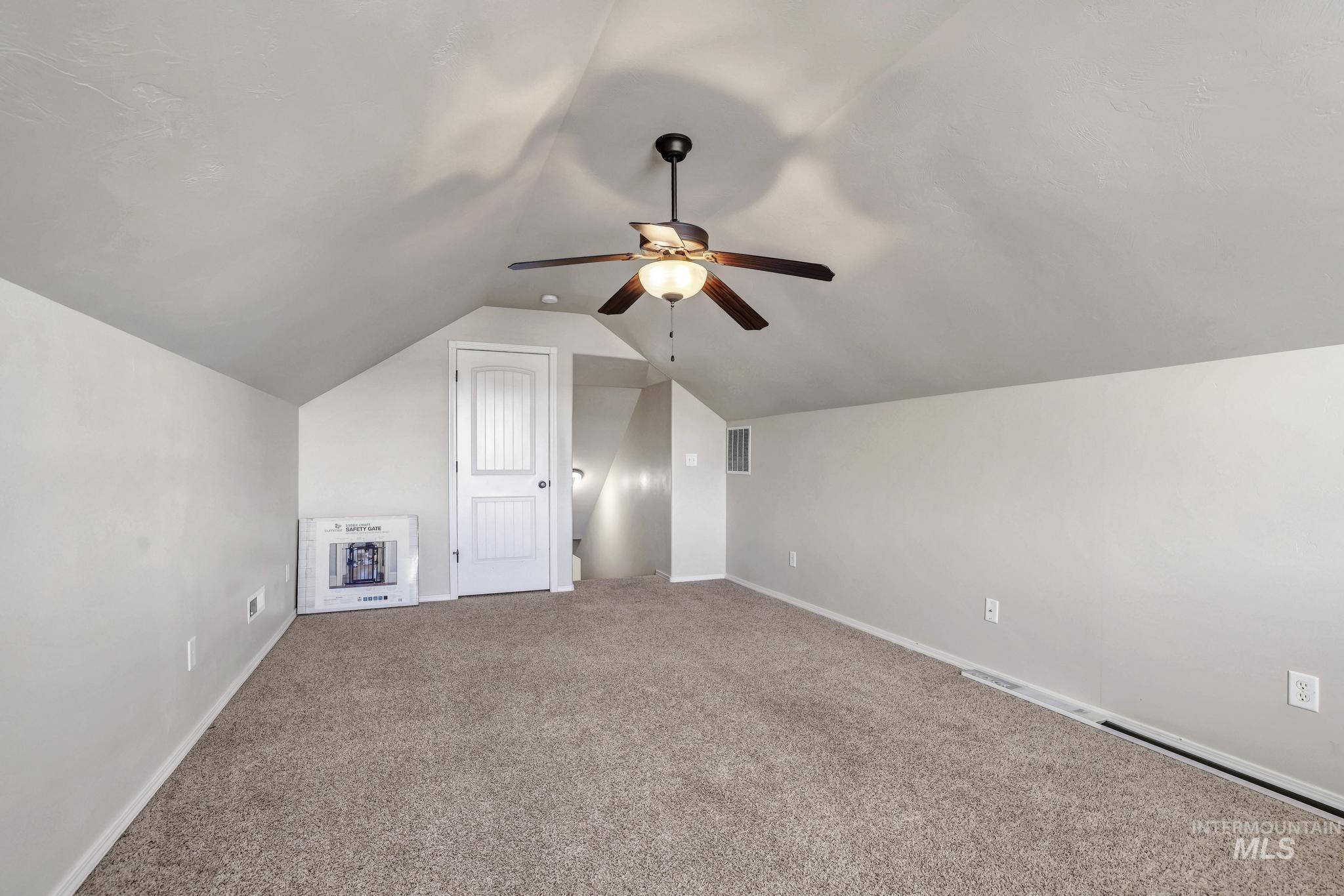 446 Noble St. Property Photo 32