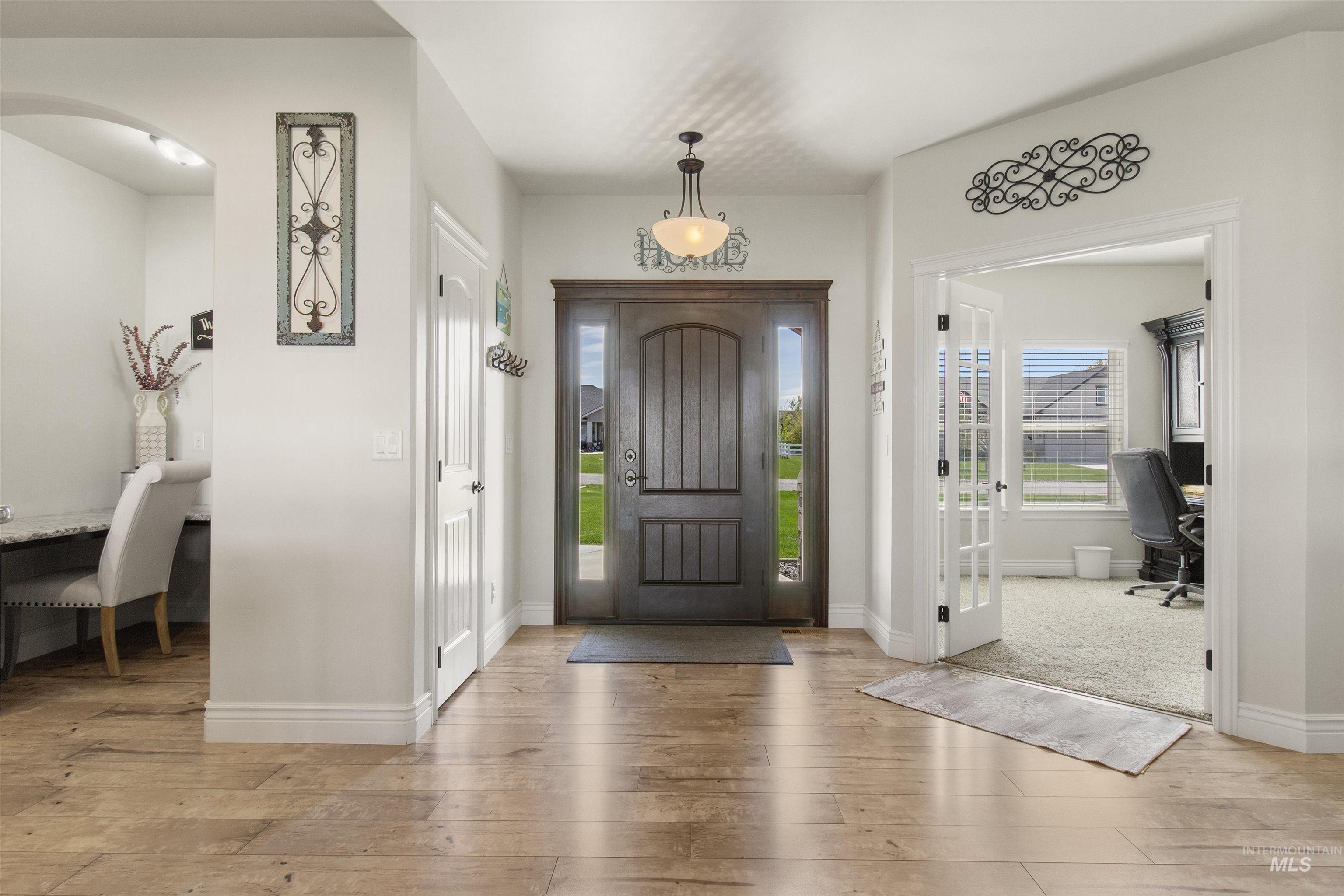 2464 E 3719 Property Photo 13