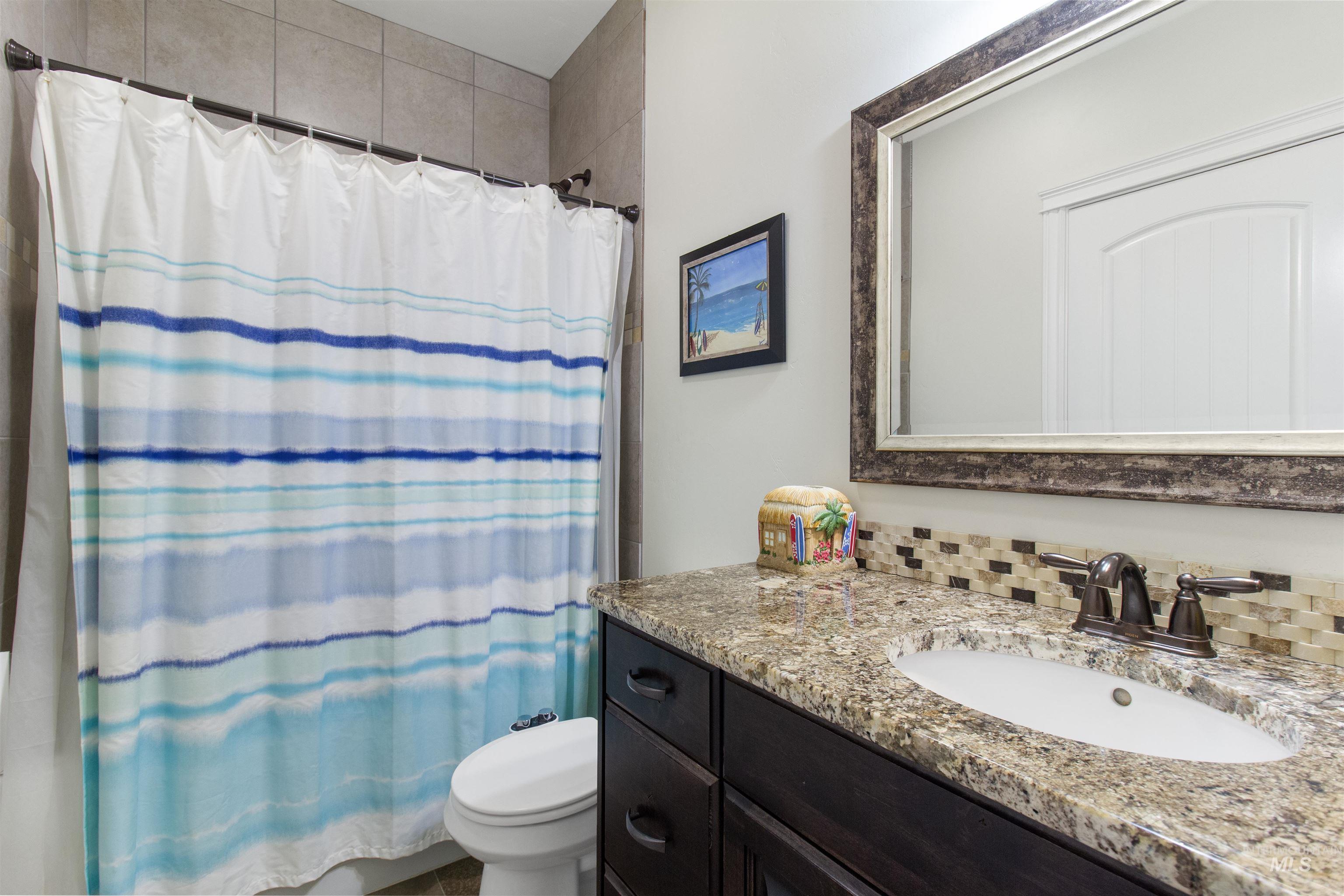 2464 E 3719 Property Photo 15