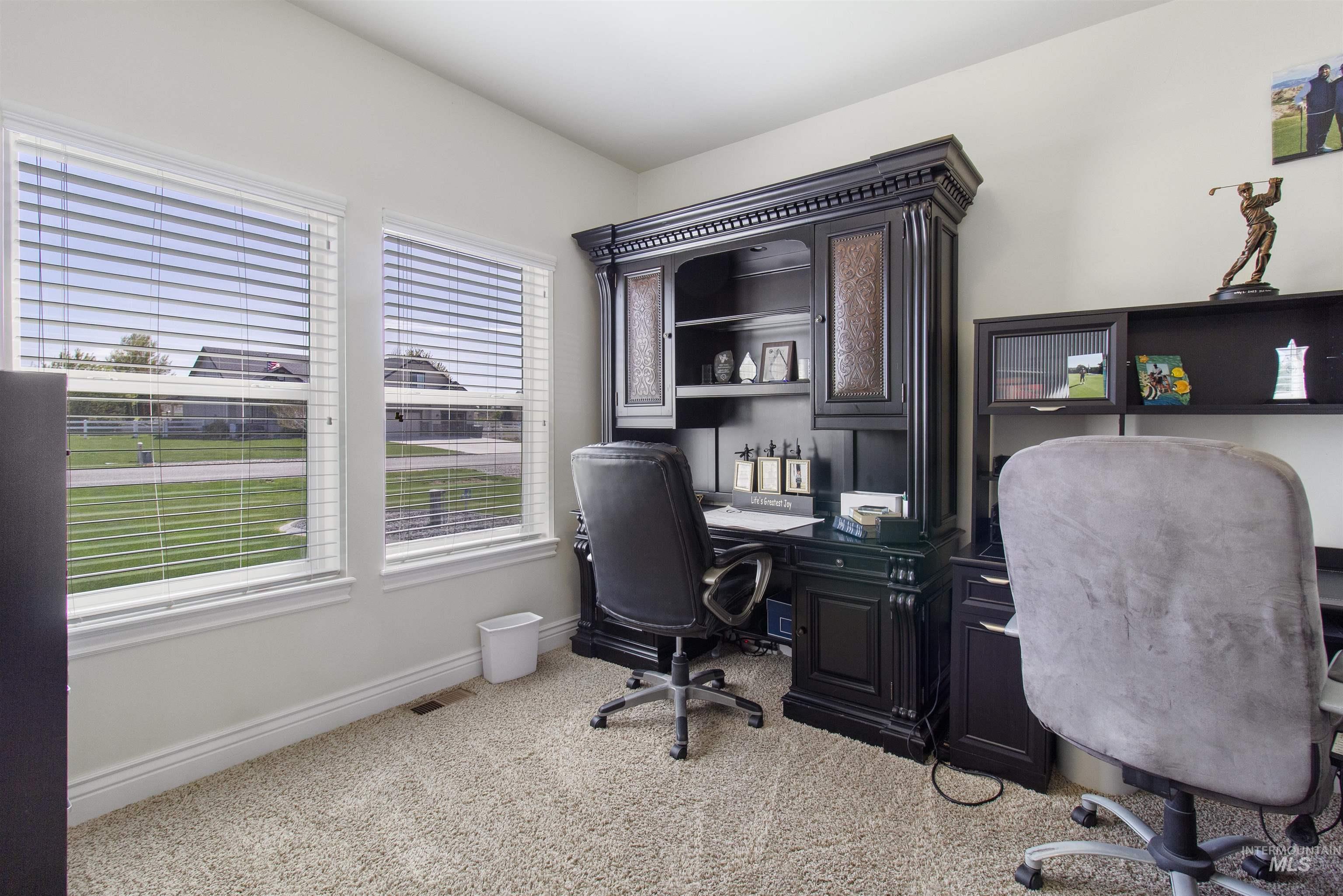2464 E 3719 Property Photo 24