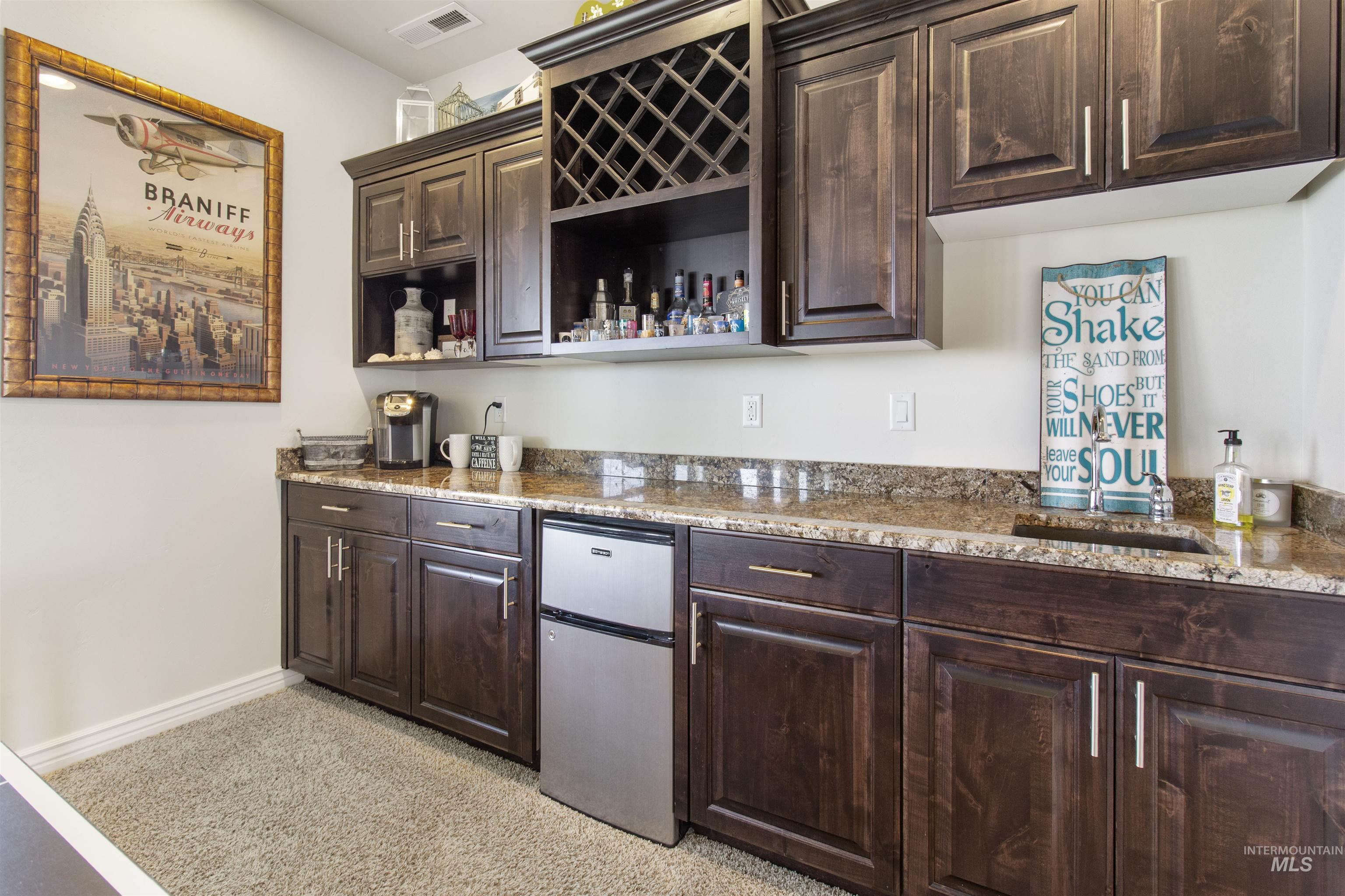 2464 E 3719 Property Photo 27