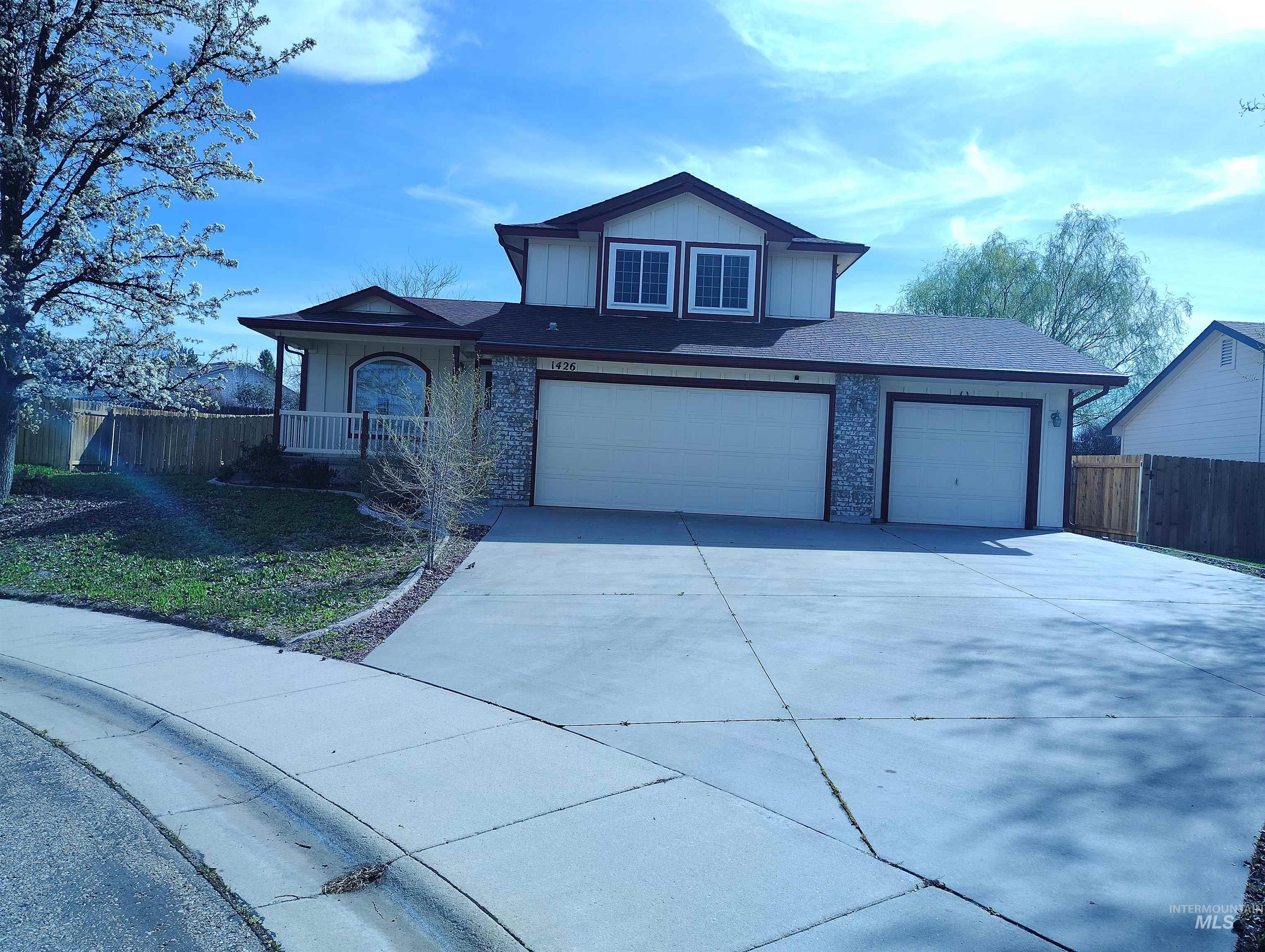 1426 N Tasavol Avenue Property Photo 1