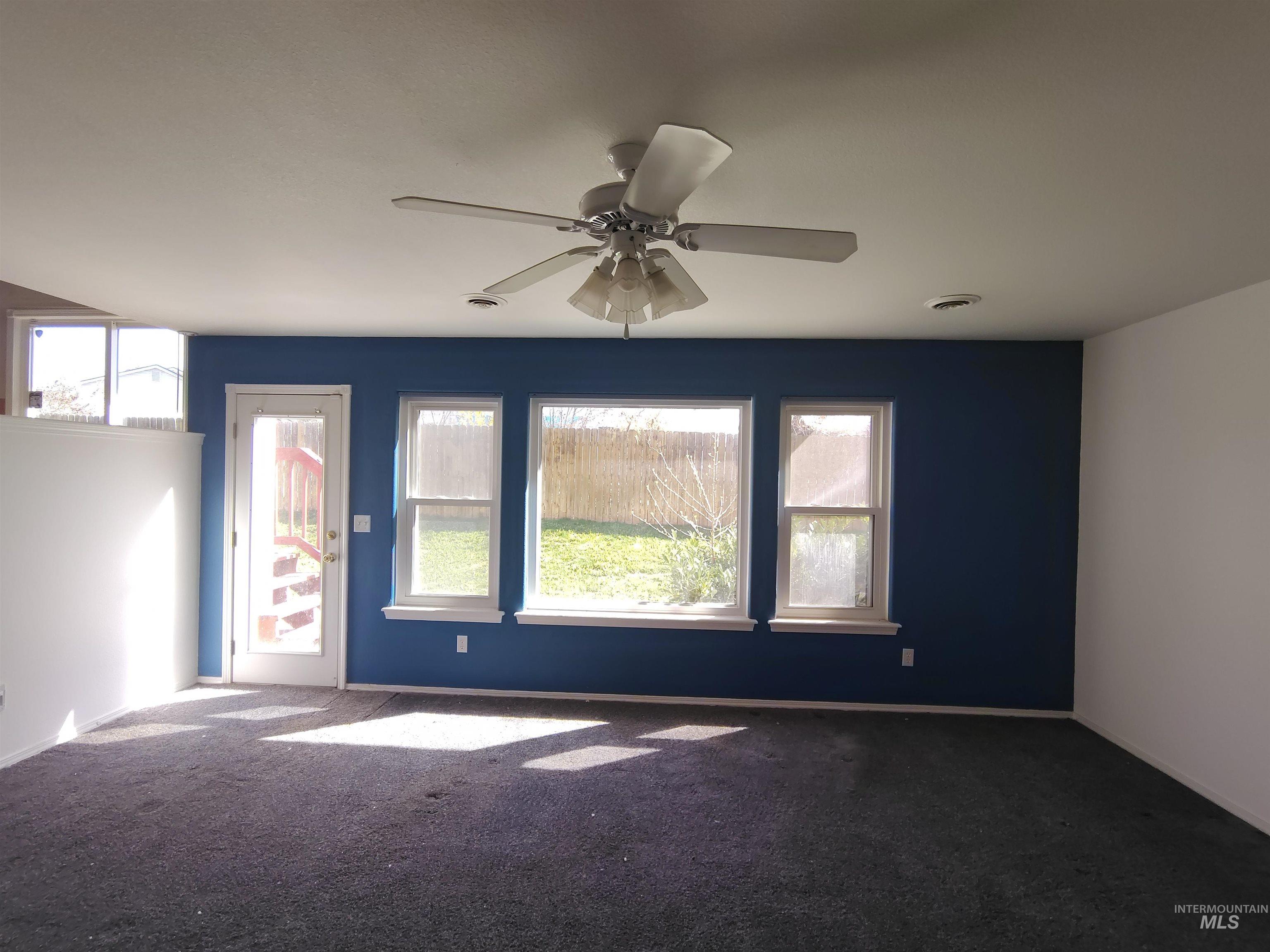 1426 N Tasavol Avenue Property Photo 2