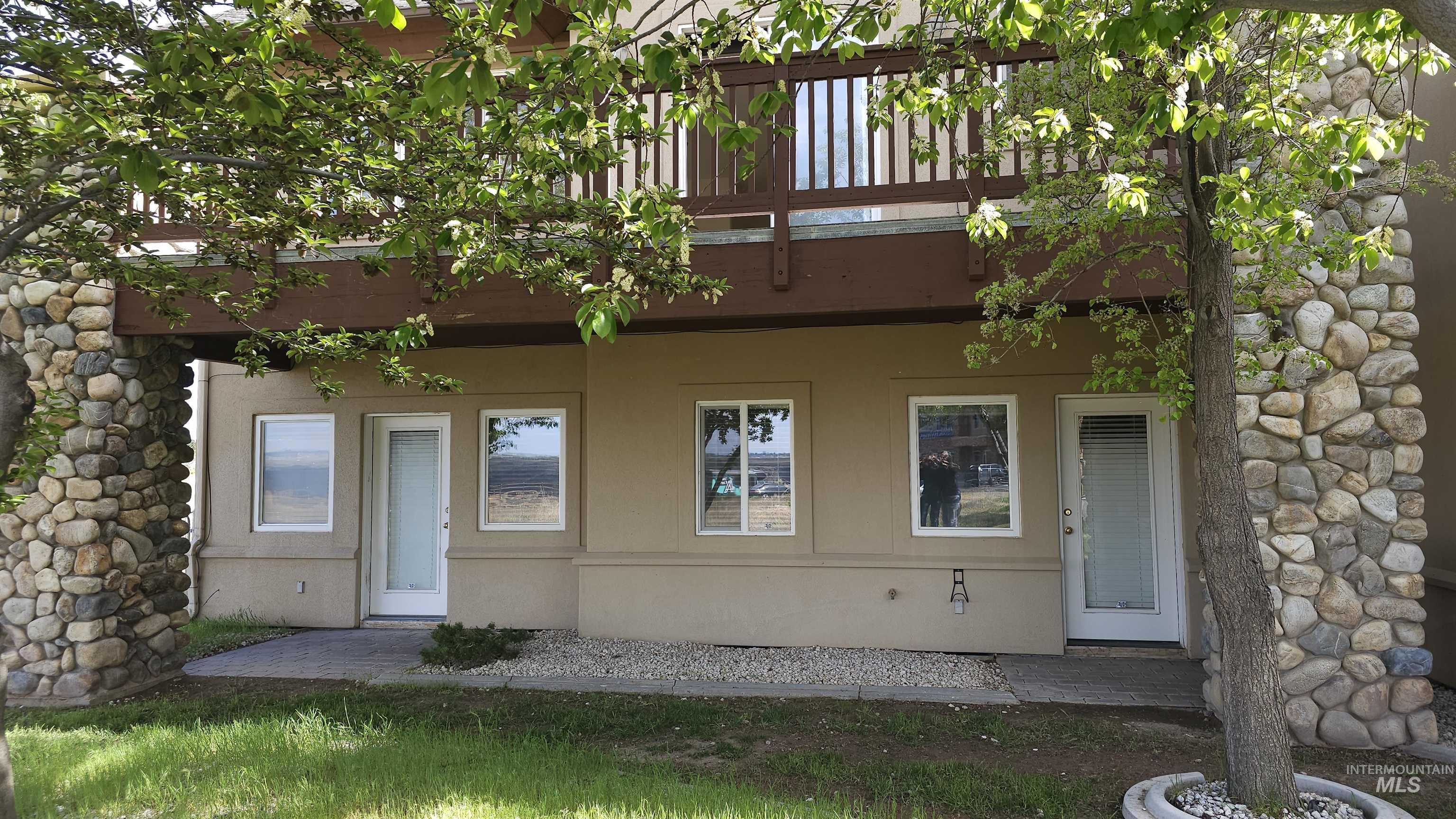 286 River Vista Place Property Photo 6