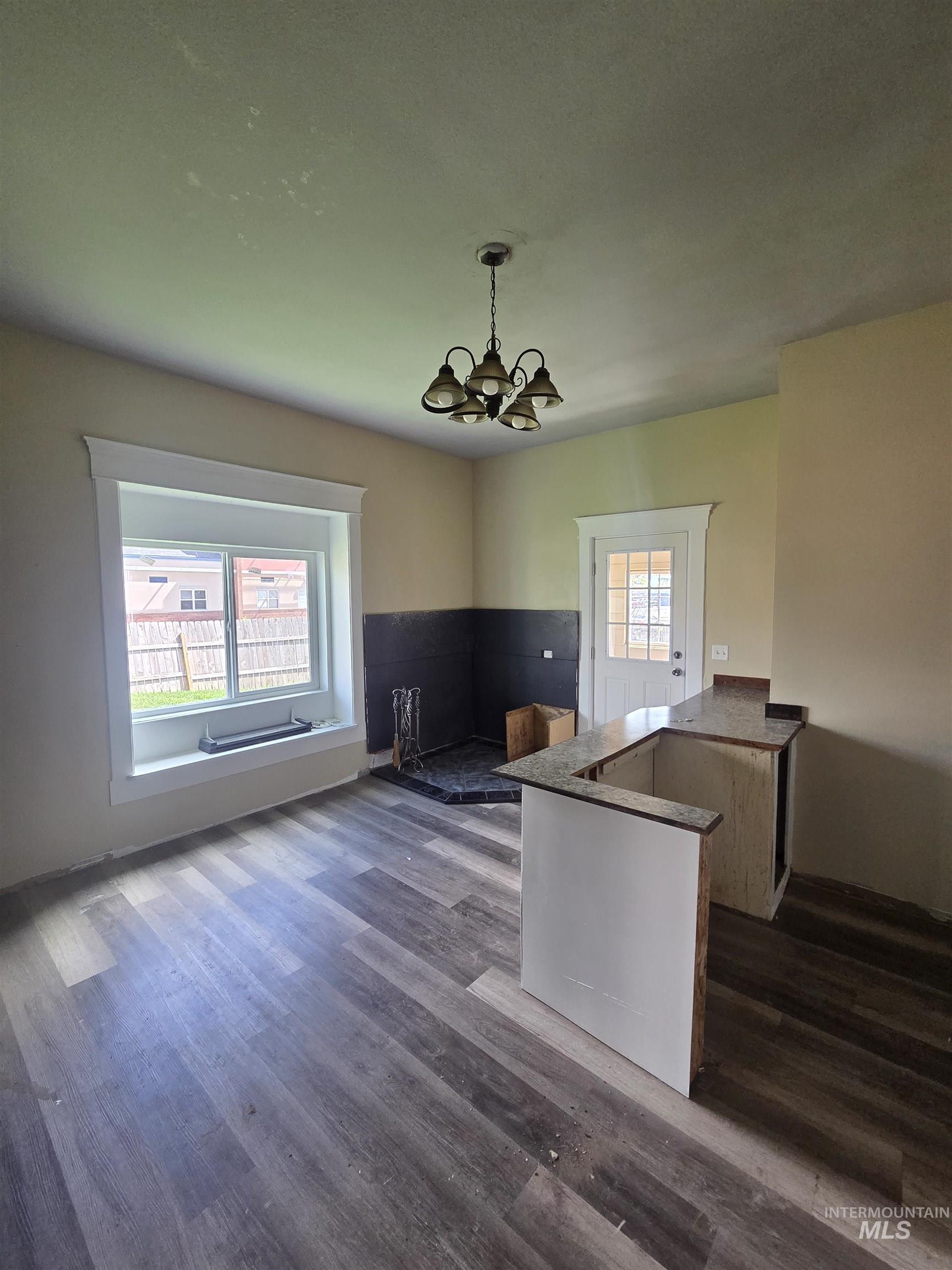 986 Columbia Street Property Photo 19