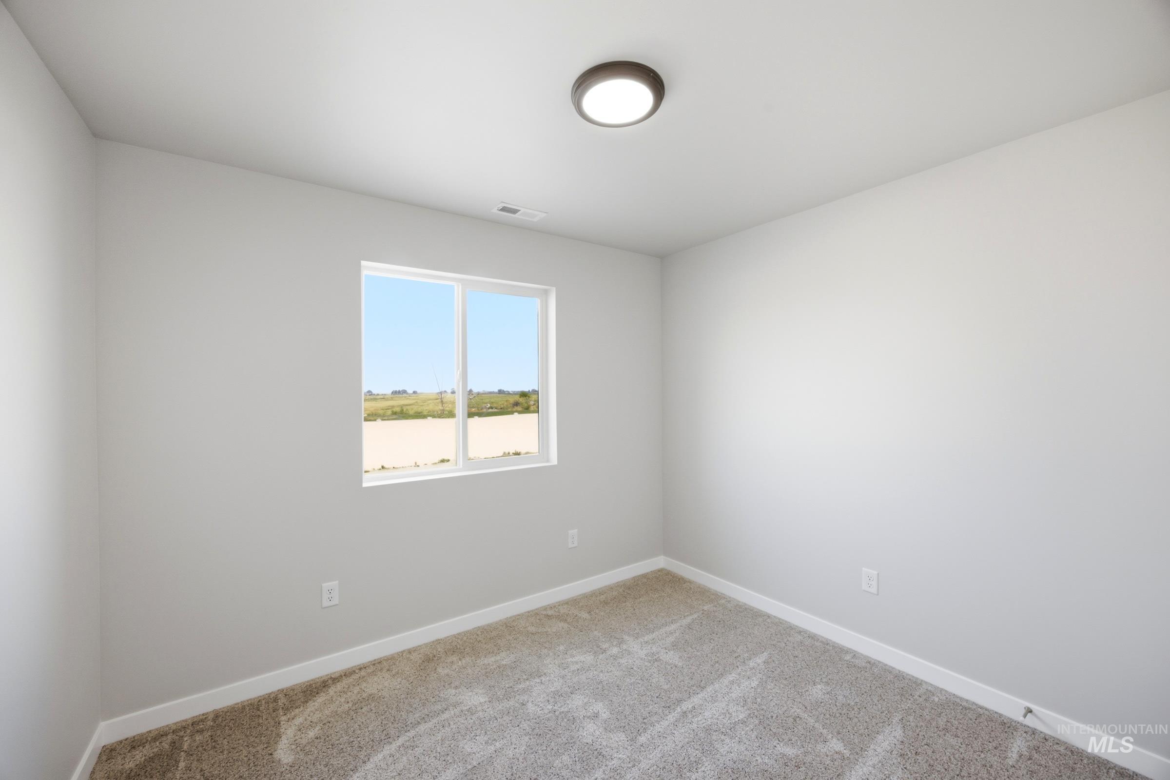 1719 N Birch St Property Photo 10