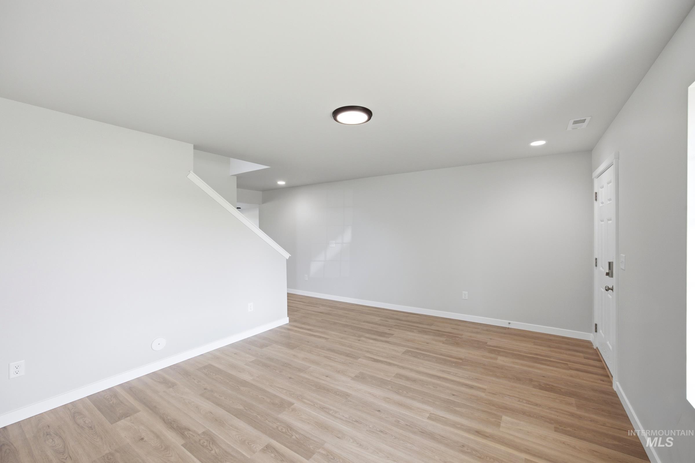 1719 N Birch St Property Photo 13