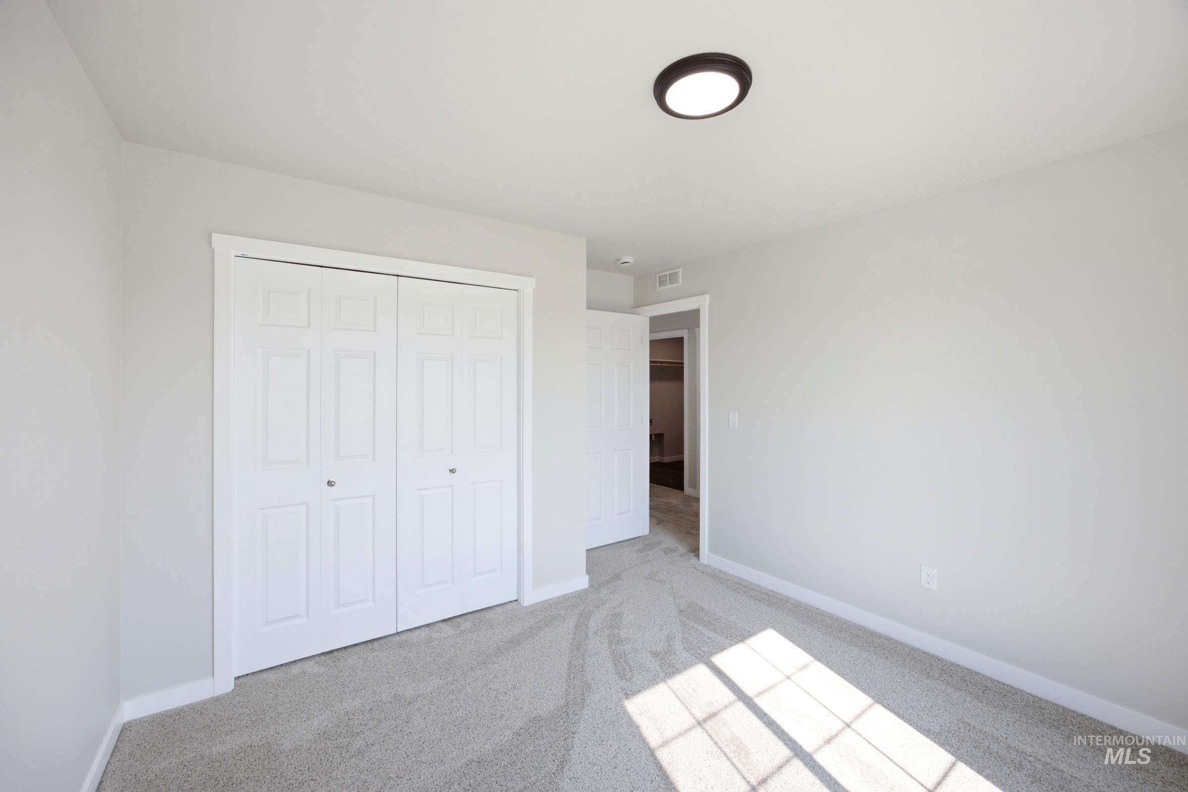 1719 N Birch St Property Photo 17
