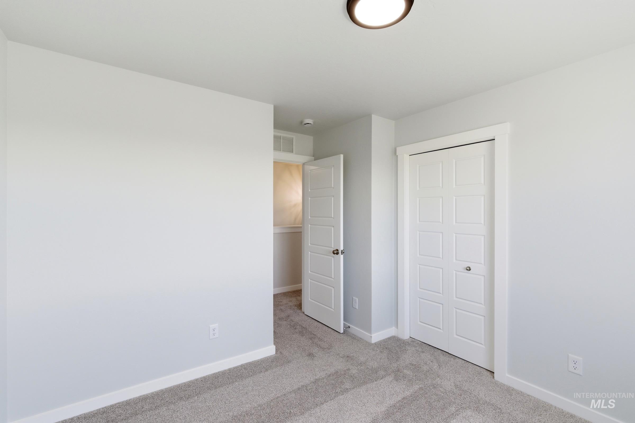 7391 W Trumbull Ct Property Photo 16