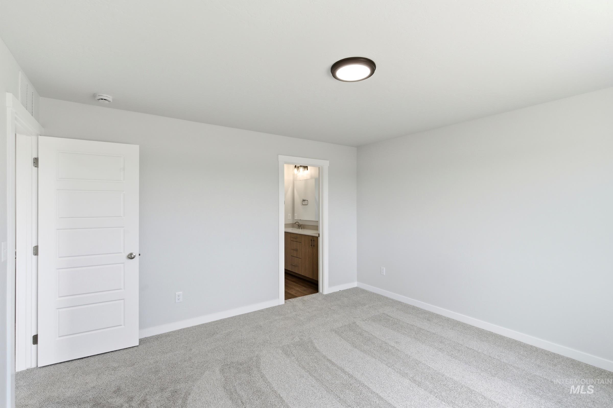 4348 N Alameda Creek Ave Property Photo 18