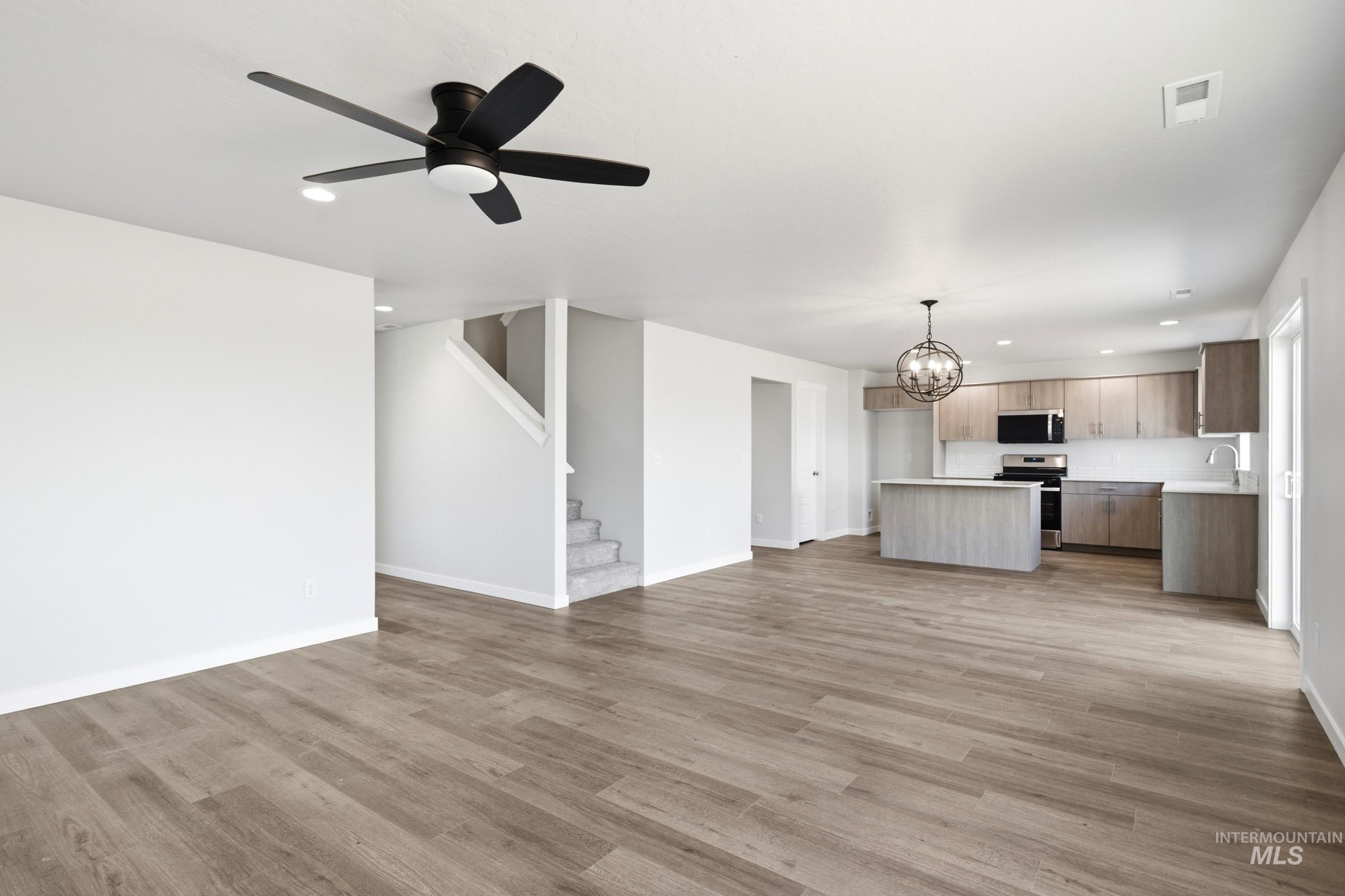 5228 E Phelps Lake Dr Property Photo 10