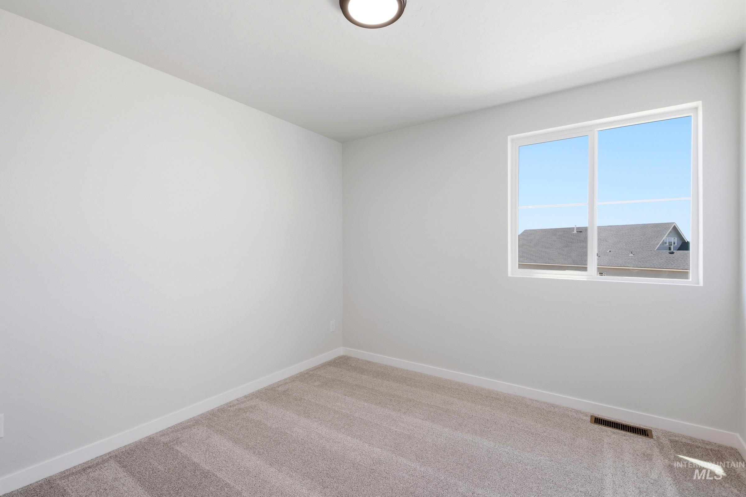 5228 E Phelps Lake Dr Property Photo 13