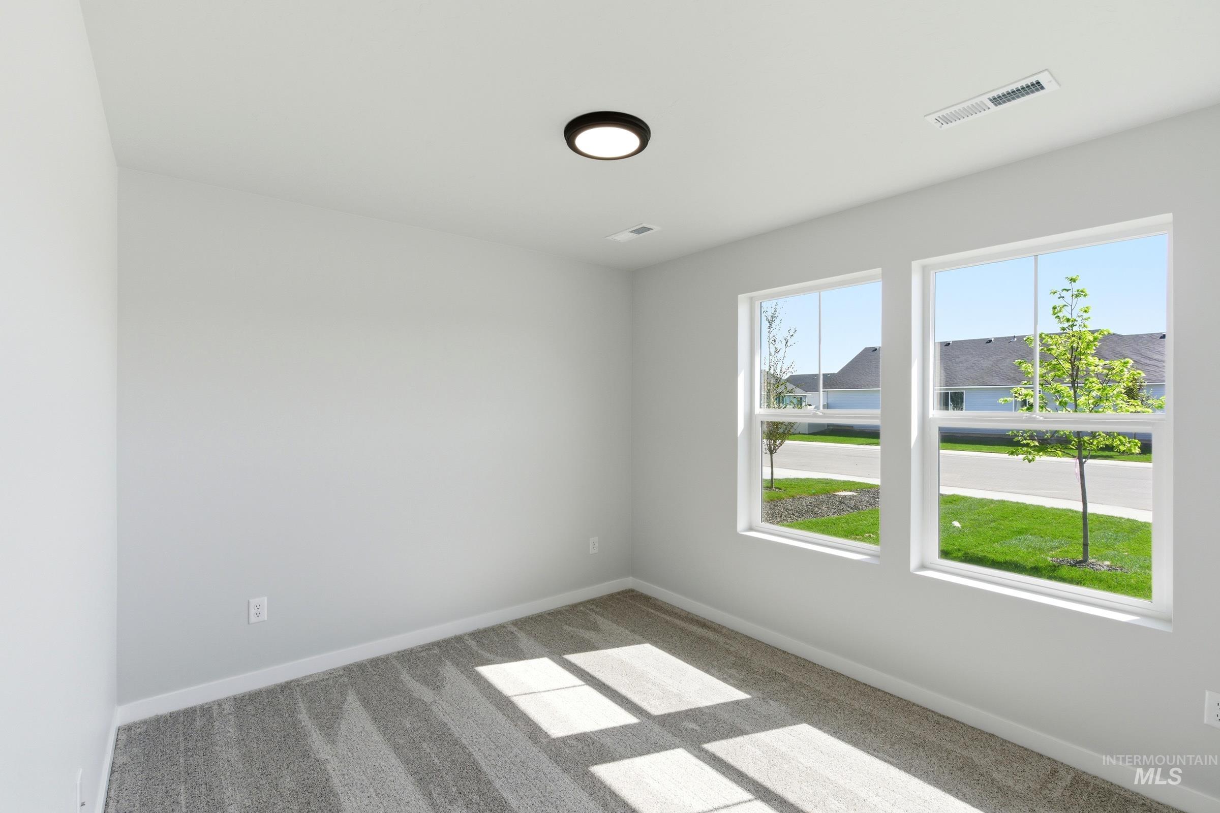109 Idalou Way Property Photo 11
