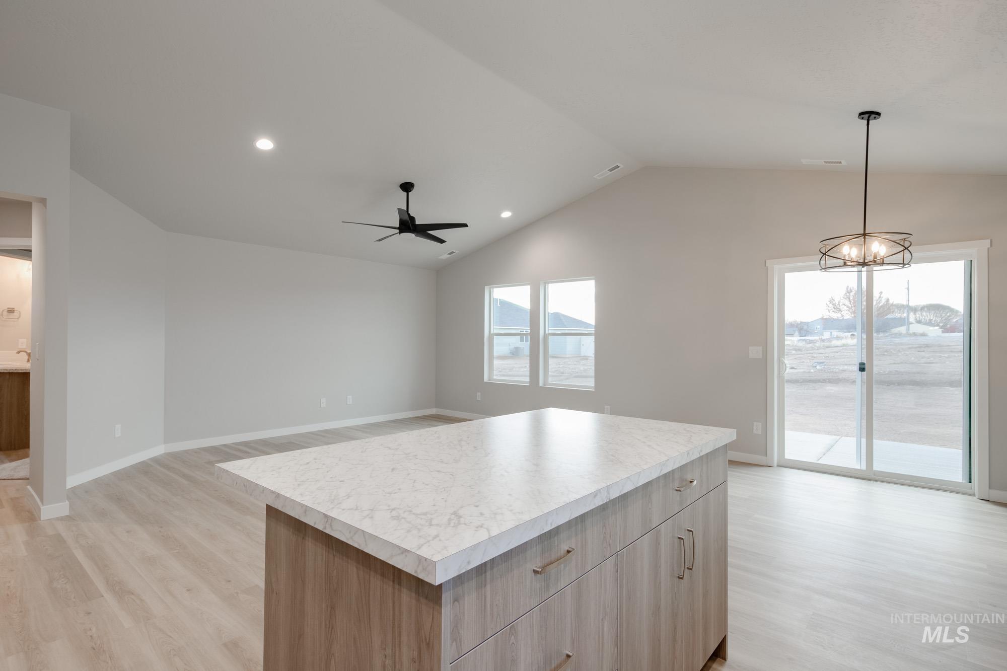 4124 Austin St Property Photo 6